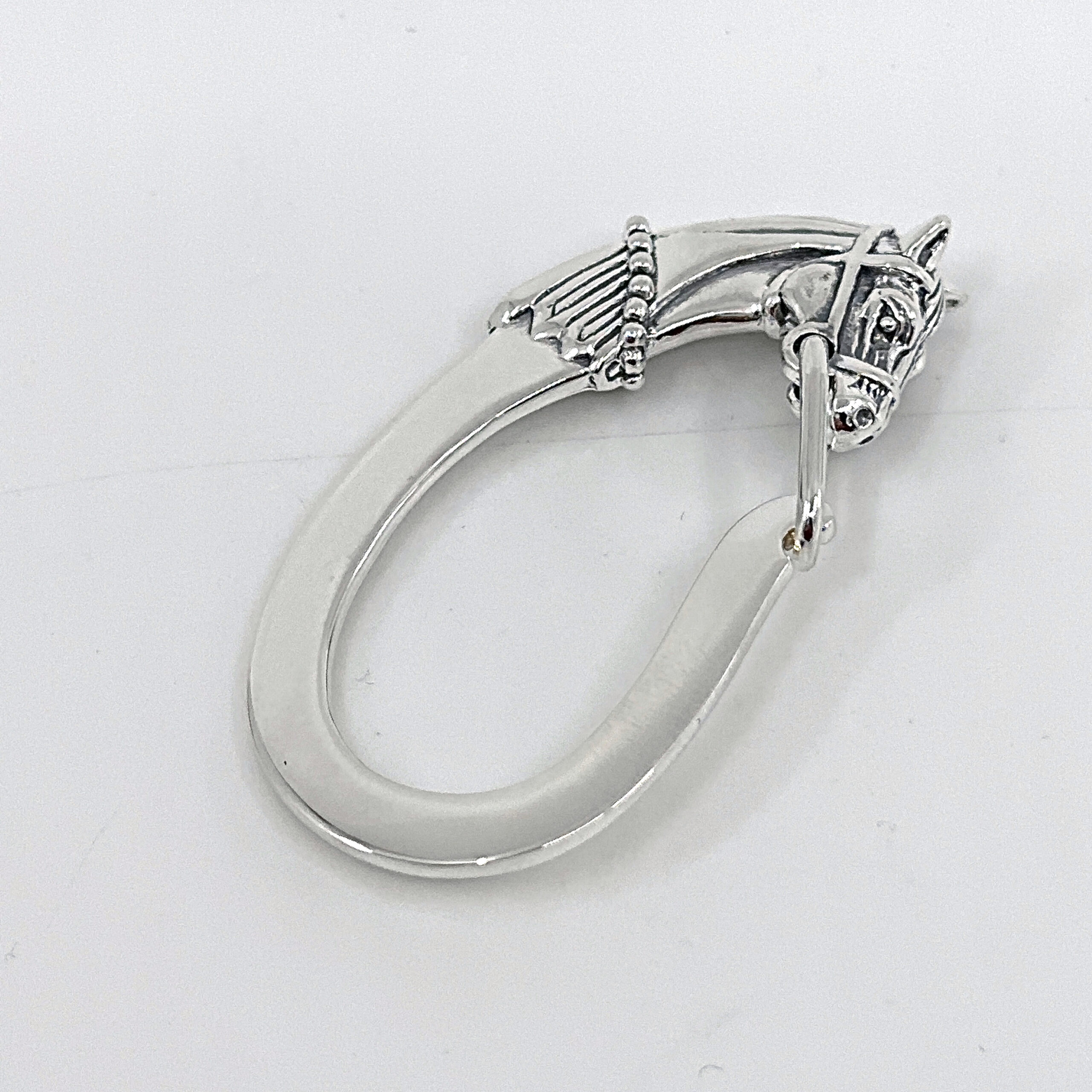 K402 (9) Horse Head Keyring With Reins Clasp Finished In 925 English Hallmarked Sterling Silver