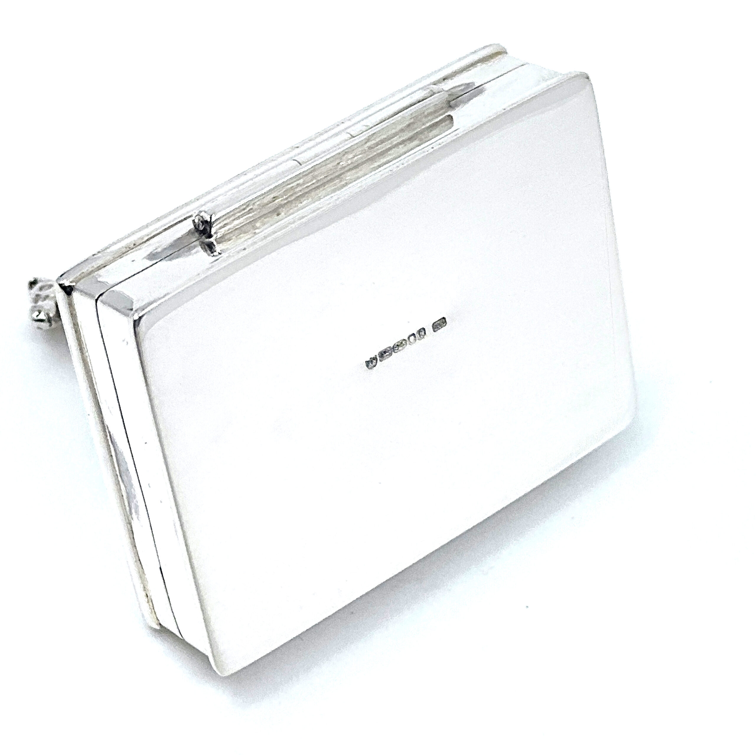 PB584 (10) Horse on Rectangular Pill Box, Finished In 925 English Hallmarked Sterling Silver