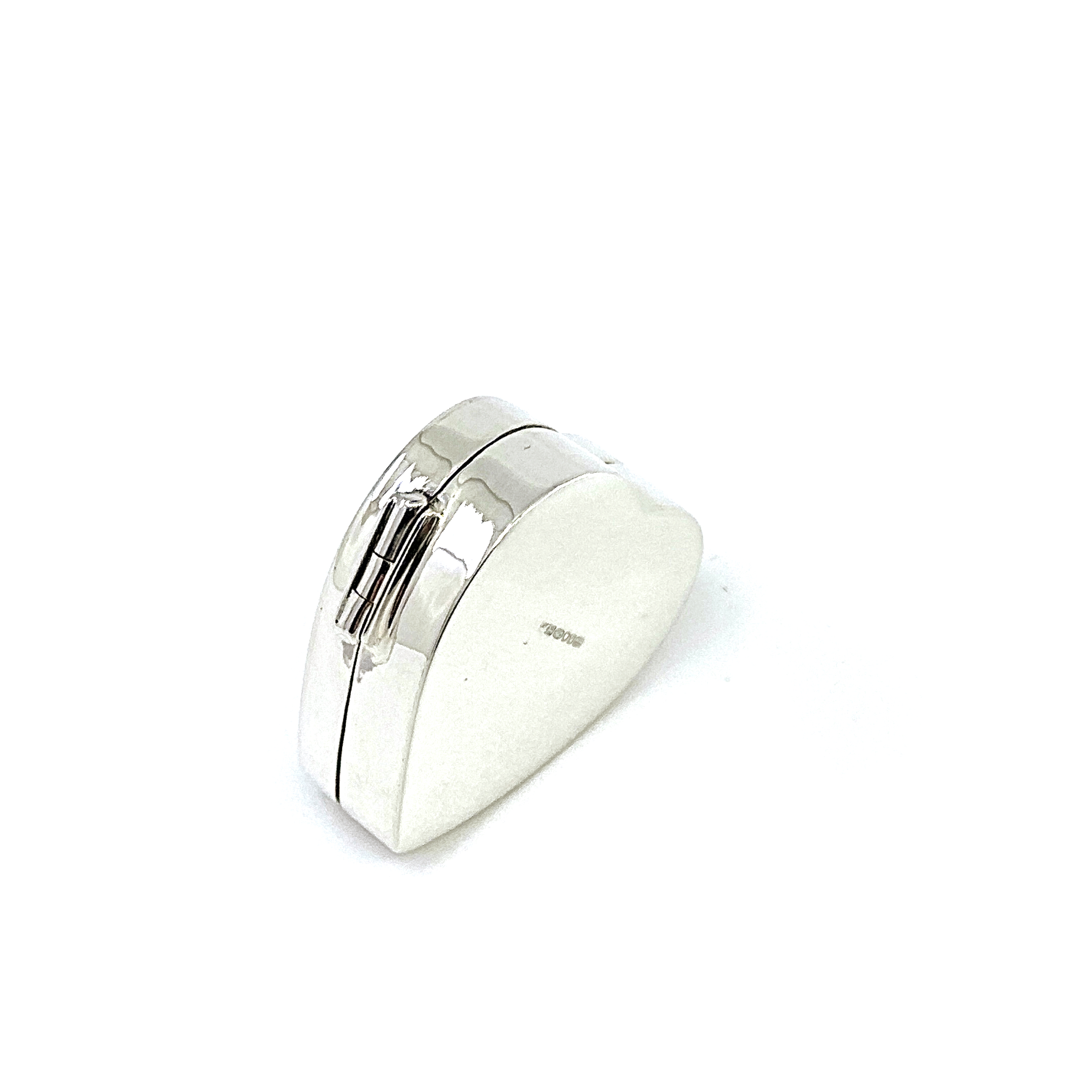PB442 (4) Medium Plain Heart Pill Box, finished in 925 English Hallmarked Sterling Silver