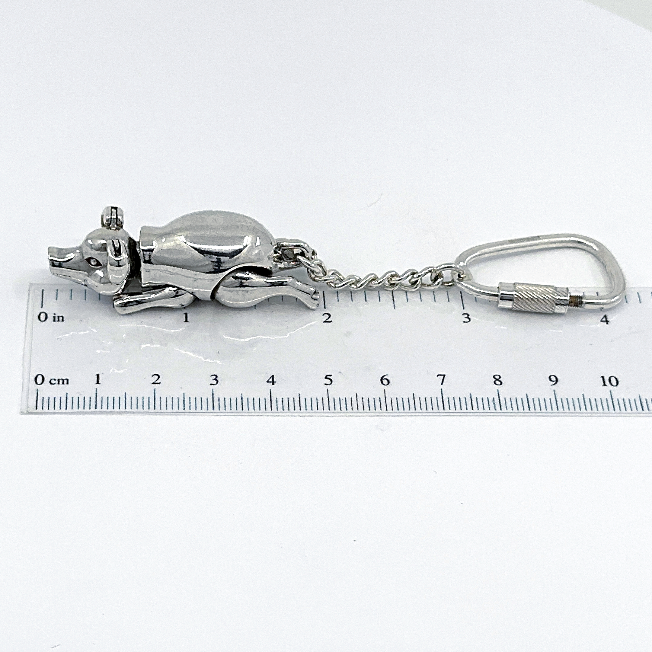 KPT418 (9) Moving Pig Keyring With Articulated Animal Form Finished In 925 English Hallmarked Sterling Silver