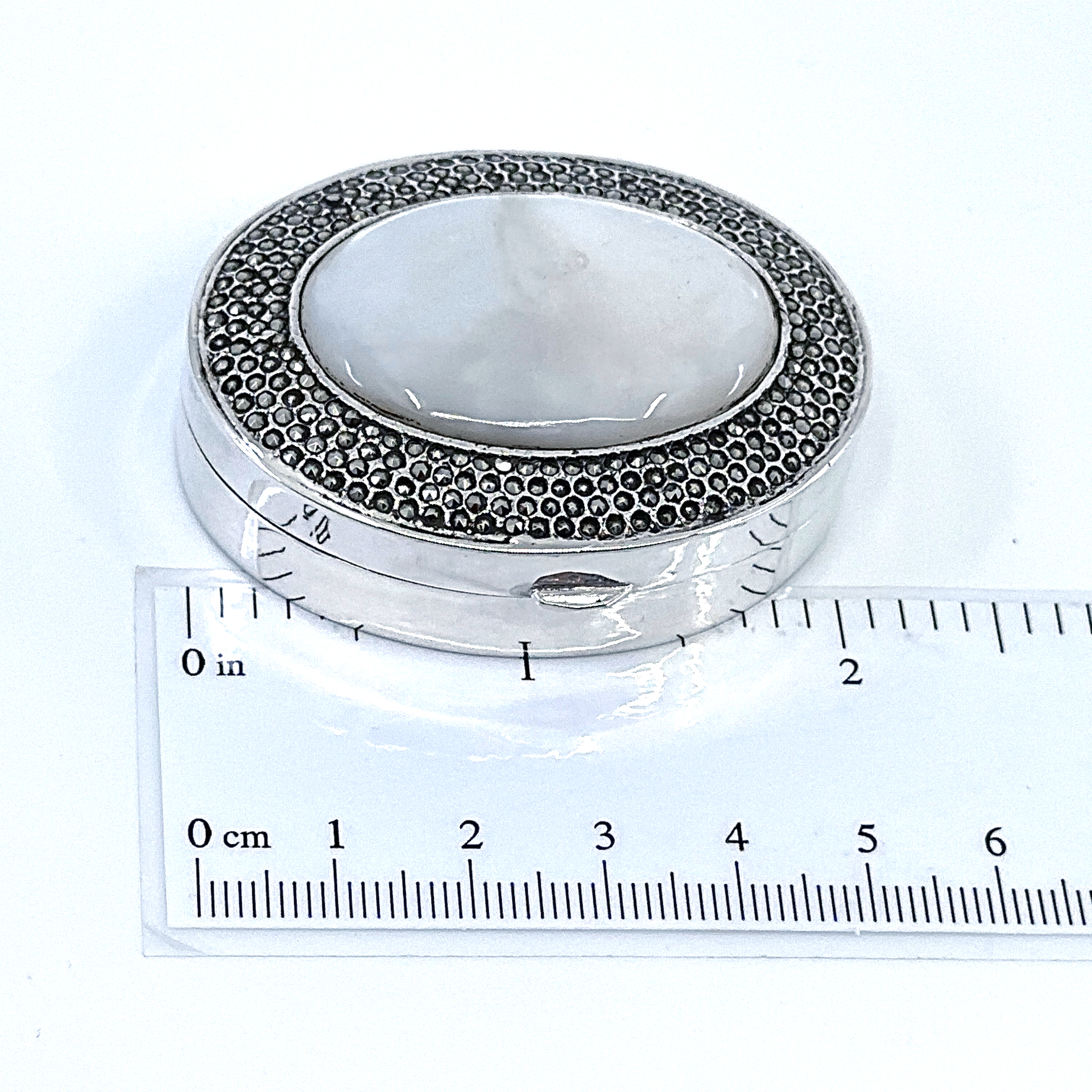 PB222 (6) Oval Pill Box With Mother Of Pearl And Marcasite Finished In 925 English Hallmarked Sterling Silver