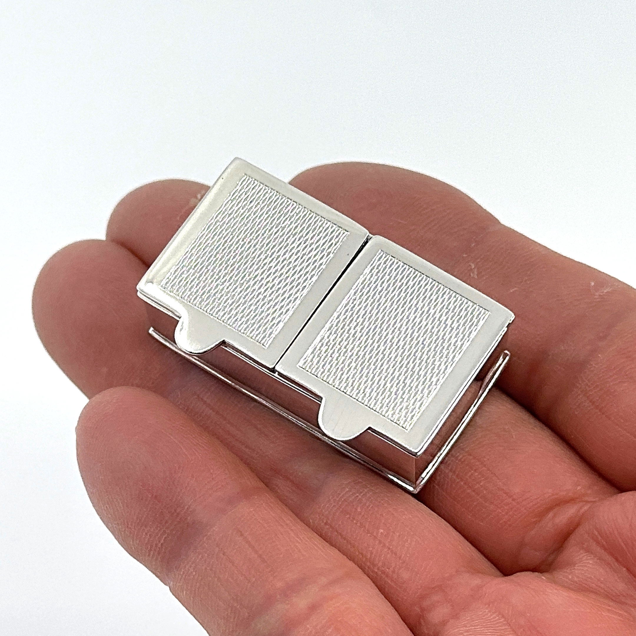 PB509 (2) Rectangular Double Compartment Engine Turned Pill Box, finished in 925 English Hallmarked Sterling Silver