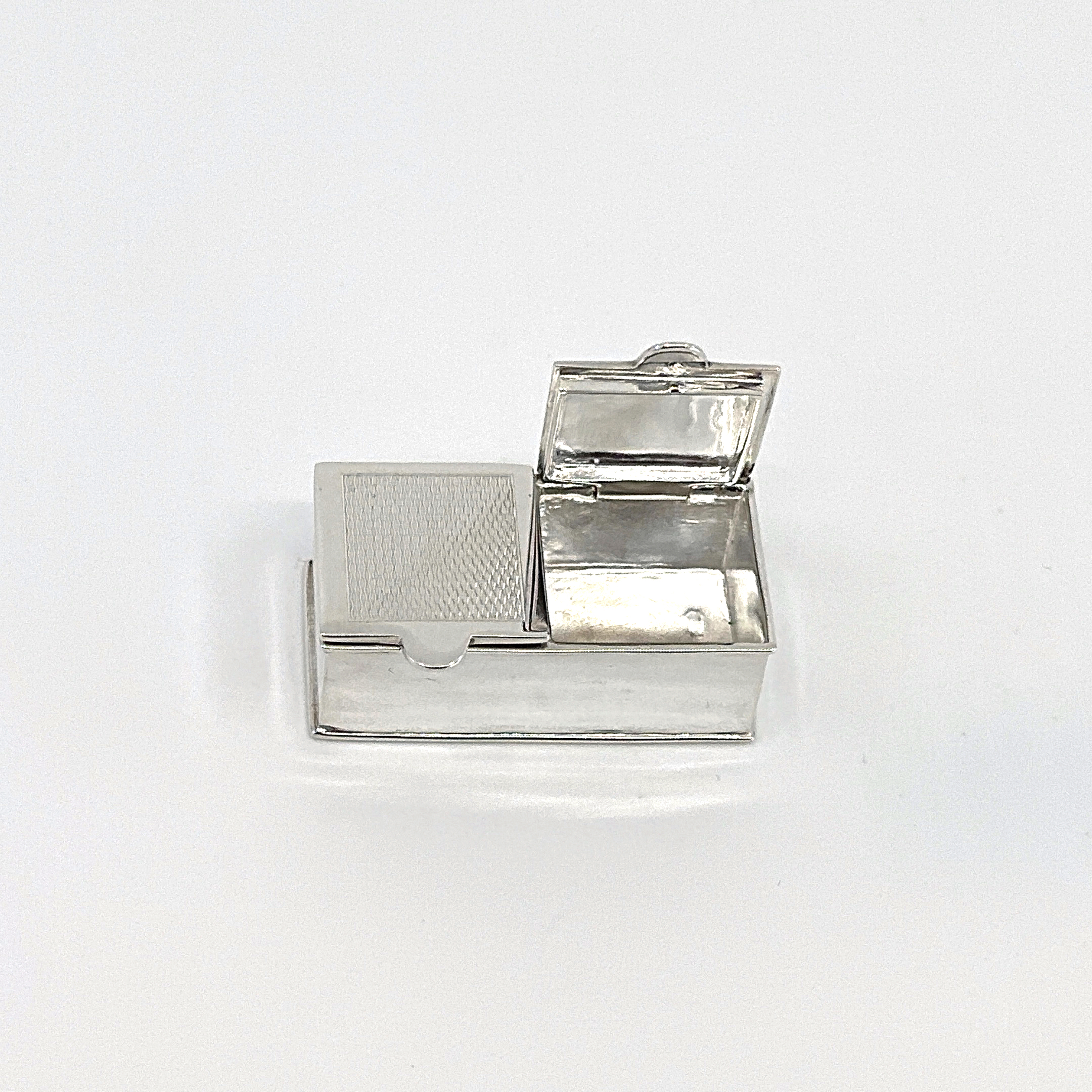 PB509 (9) Rectangular Double Compartment Engine Turned Pill Box, finished in 925 English Hallmarked Sterling Silver