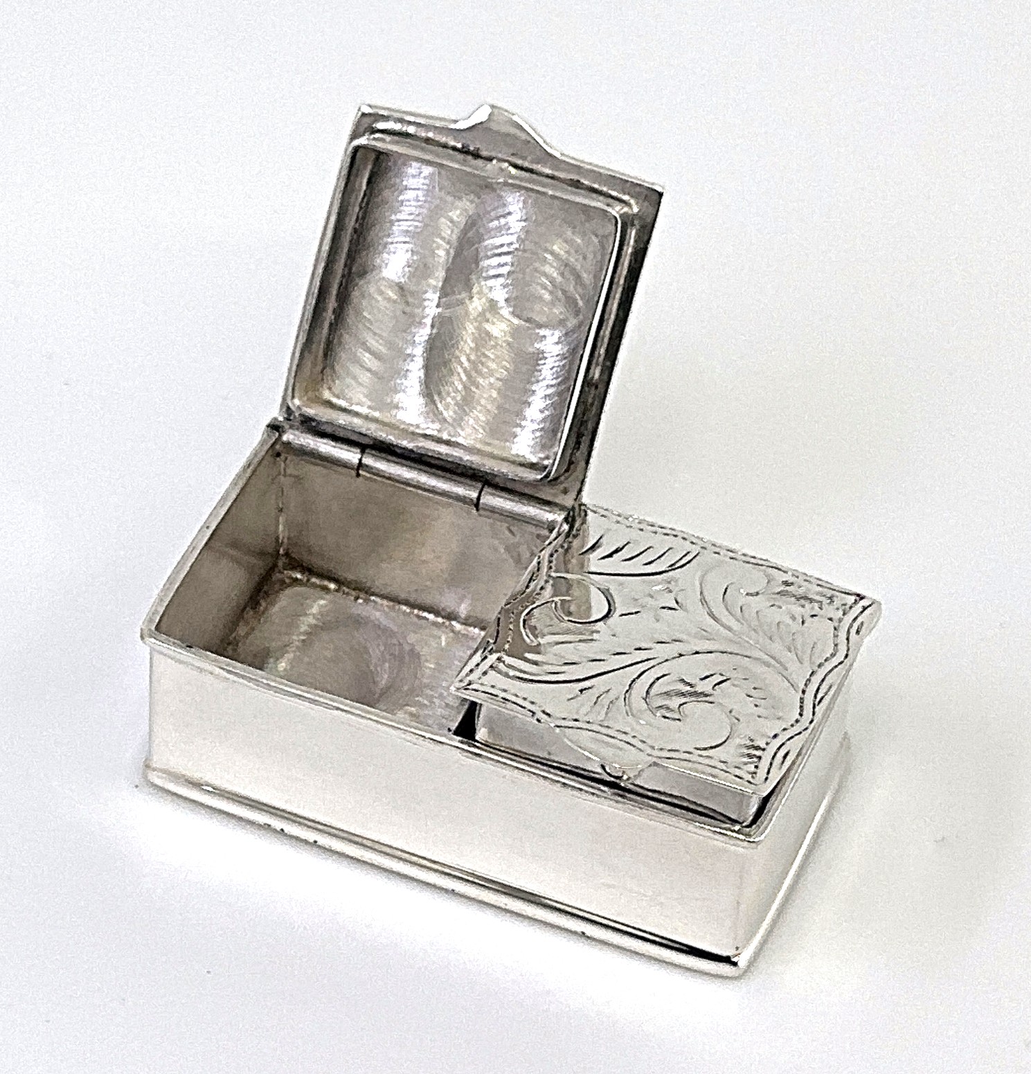 PB451 (3) Rectangular Double Compartment Engraved Pill Box, finished in 925 English Hallmarked Sterling Silver