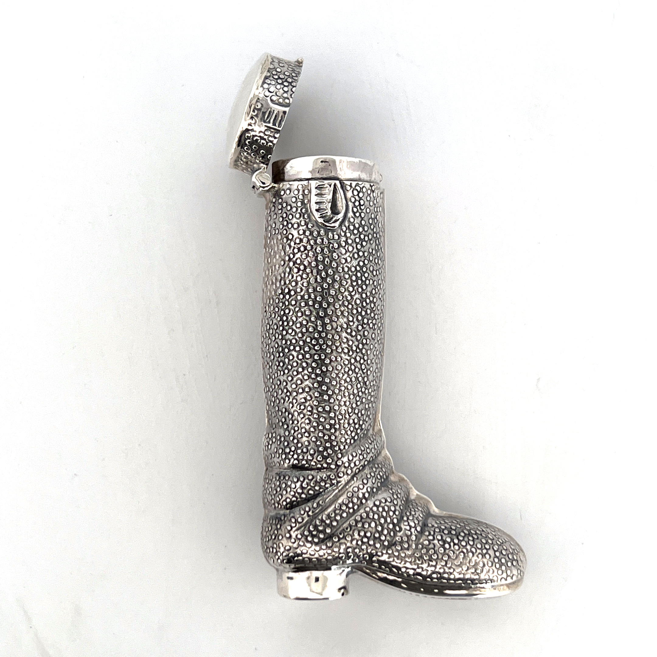 GT57 (1) Riding Boot Pill Box Victorian Style finished in 925 English Hallmarked Sterling Silver