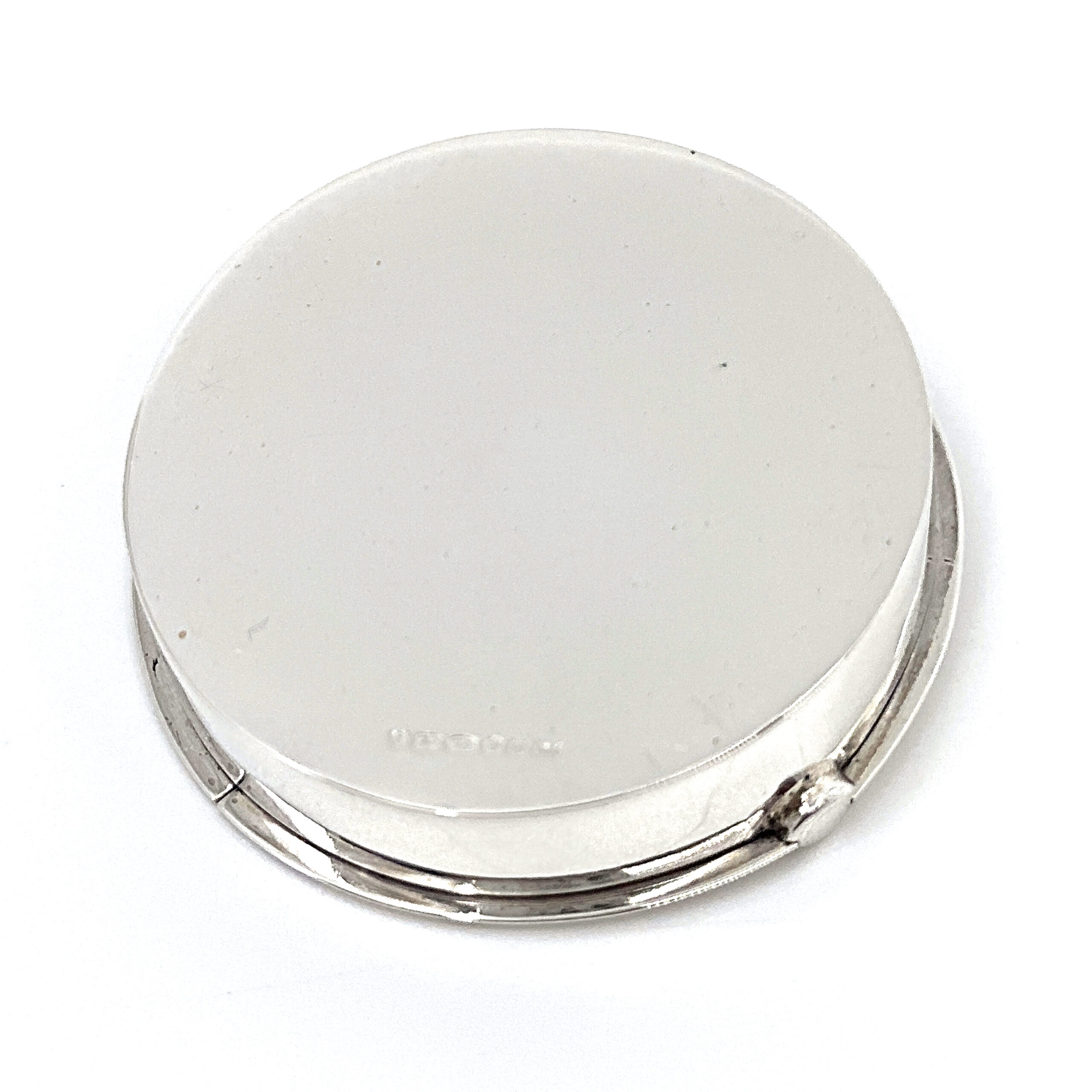 PB438 (5) Round Four Compartment Plain Pill Box, finished in 925 English Hallmarked Sterling Silver