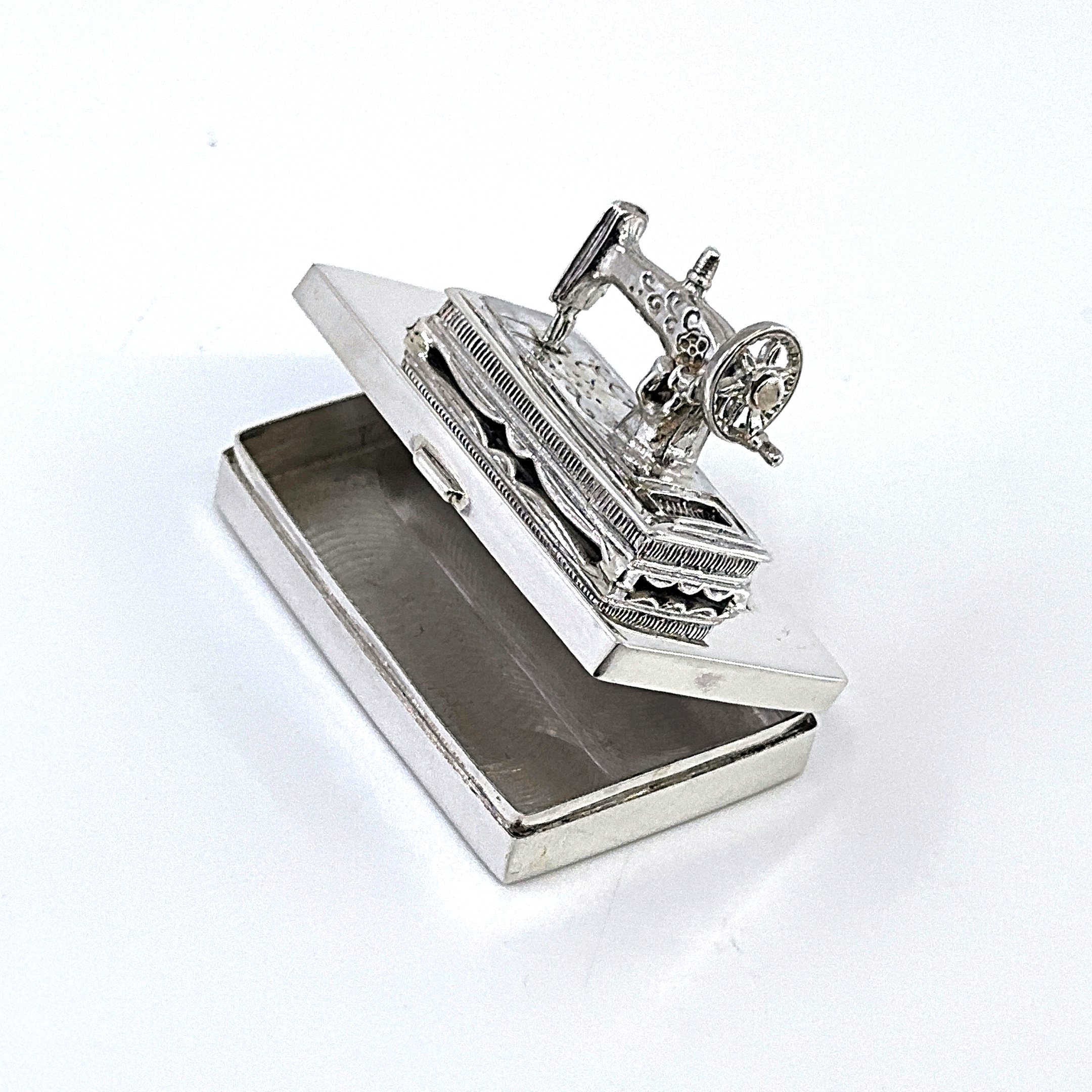 PB434 (2) Sewing Machine Pill Box, finished in 925 English Hallmarked Sterling Silver