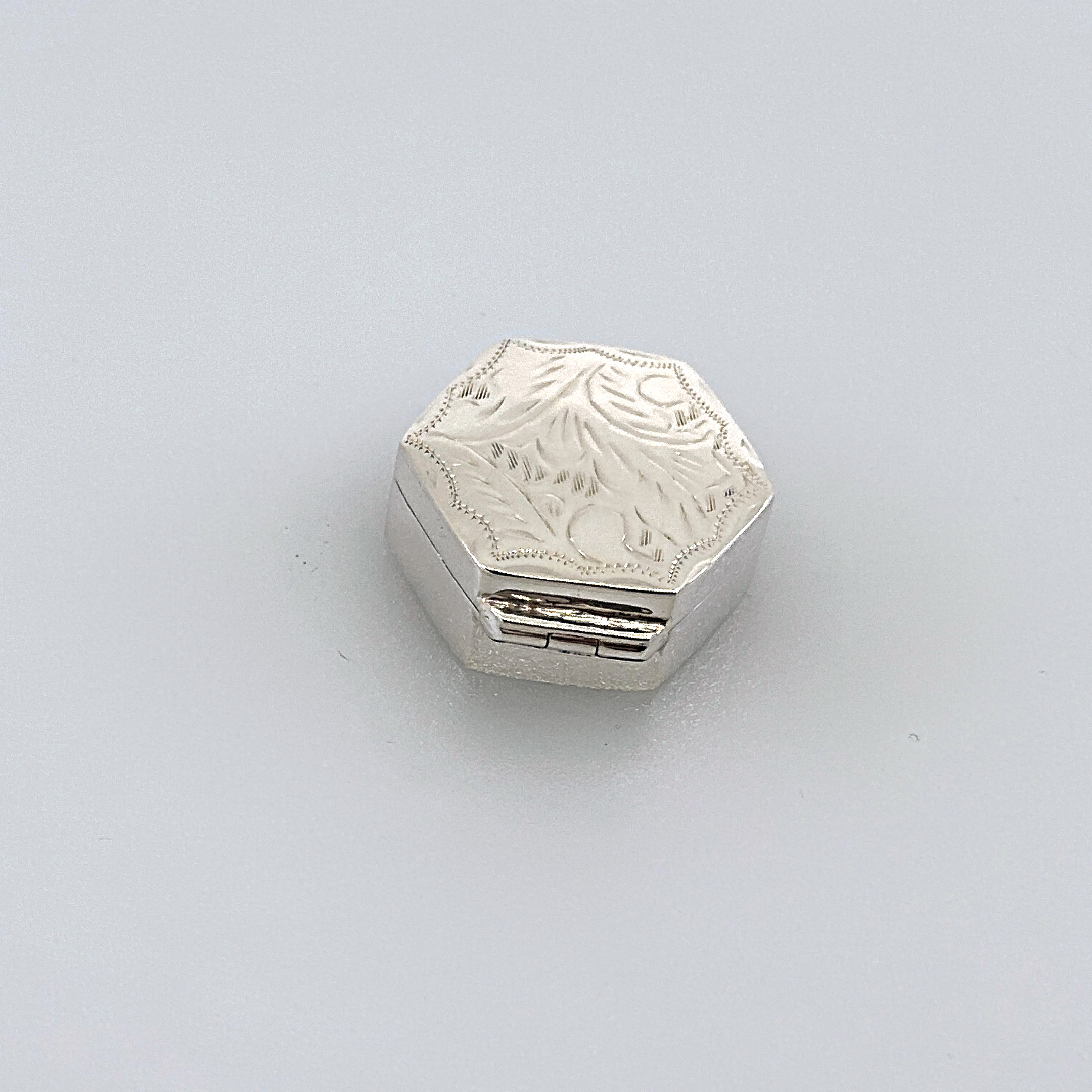 PB414 (3) Small Engraved Hexagonal Pill Box, finished in 925 English Hallmarked Sterling Silver