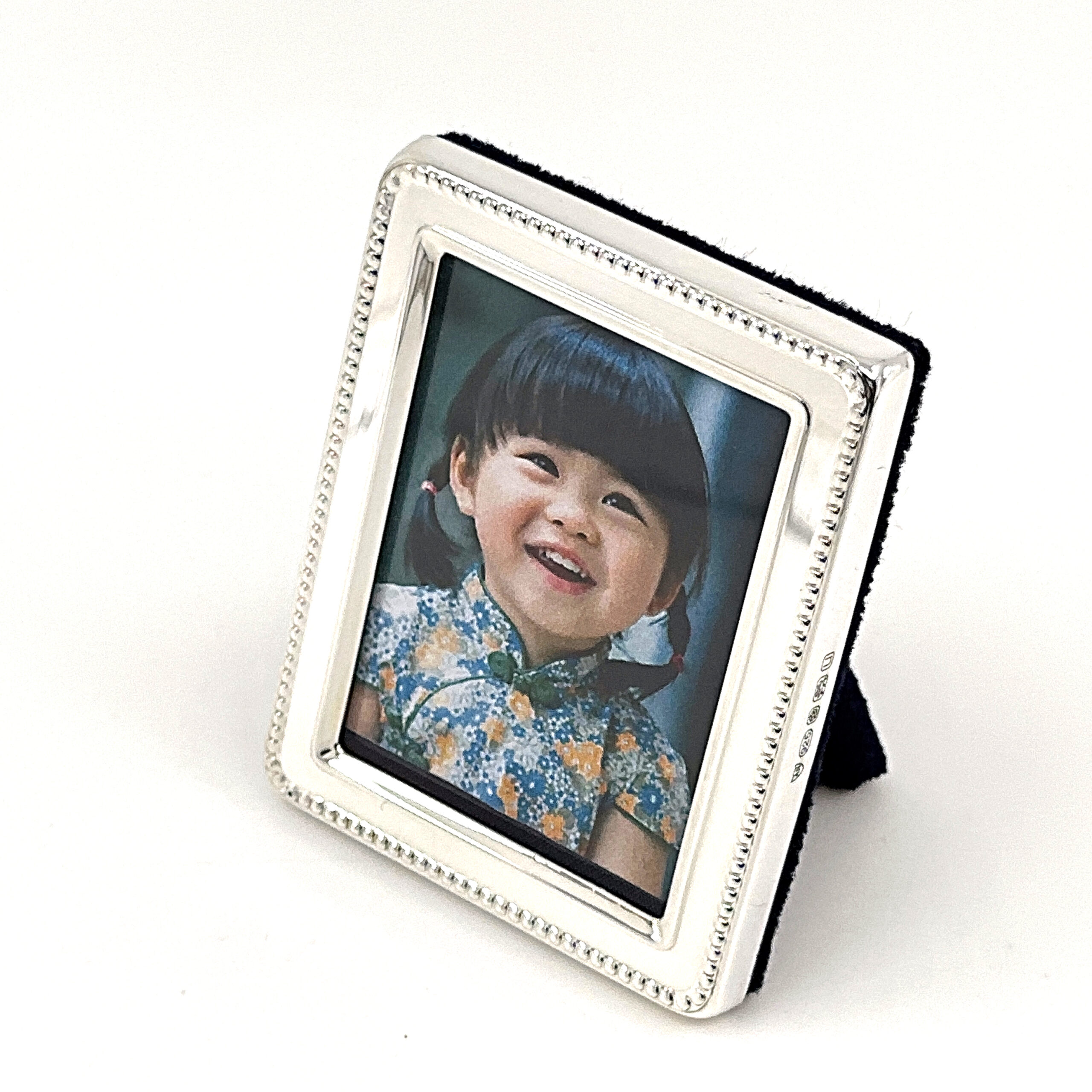 FR540 (7) Beaded Photo Frame With Blue Velvet Back Finished In 925 English Hallmarked Sterling Silver