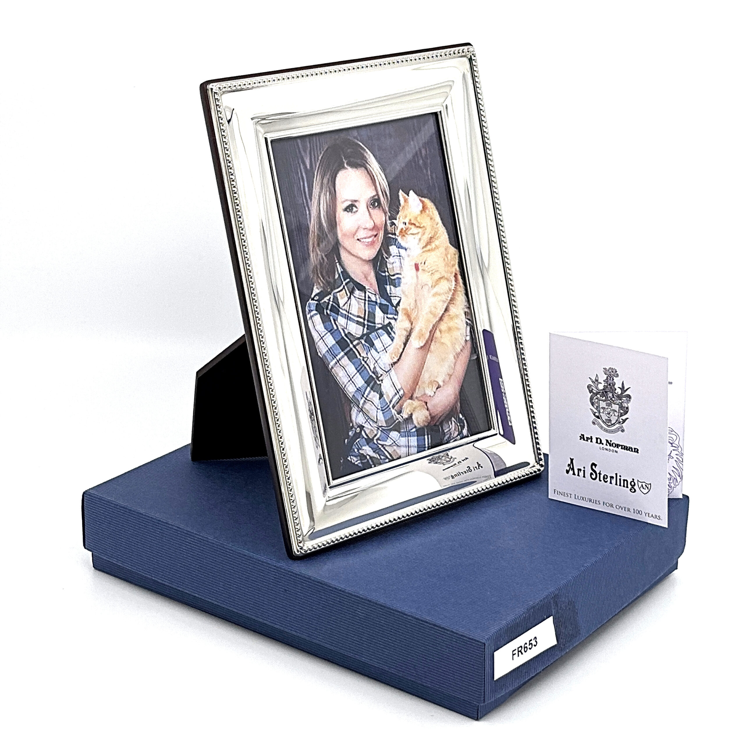 FR653 (5) Beaded Photo Frame With Mahogany Wooden Back Finished In 925 English Hallmarked Sterling Silver