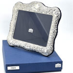 Classic Photo Frame Victorian Style With Blue Velvet Back Finished In 925 English Hallmarked Sterling Silver 6 Classic Photo Frame Victorian Style With Blue Velvet Back Finished In 925 English Hallmarked Sterling Silver