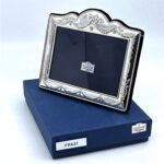 Classic Photo Frame Victorian Style With Blue Velvet Back Finished In 925 English Hallmarked Sterling Silver 7 Classic Photo Frame Victorian Style With Blue Velvet Back Finished In 925 English Hallmarked Sterling Silver