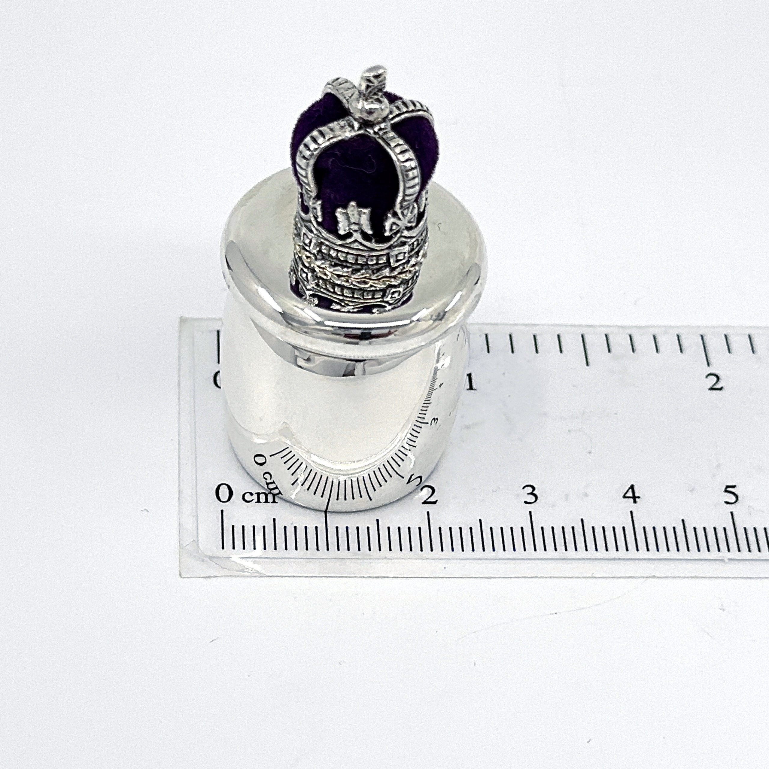 GT2293 (4) Crown Tooth Fairy Box With Velvet Cushion Detail Finished In 925 English Hallmarked Sterling Silver