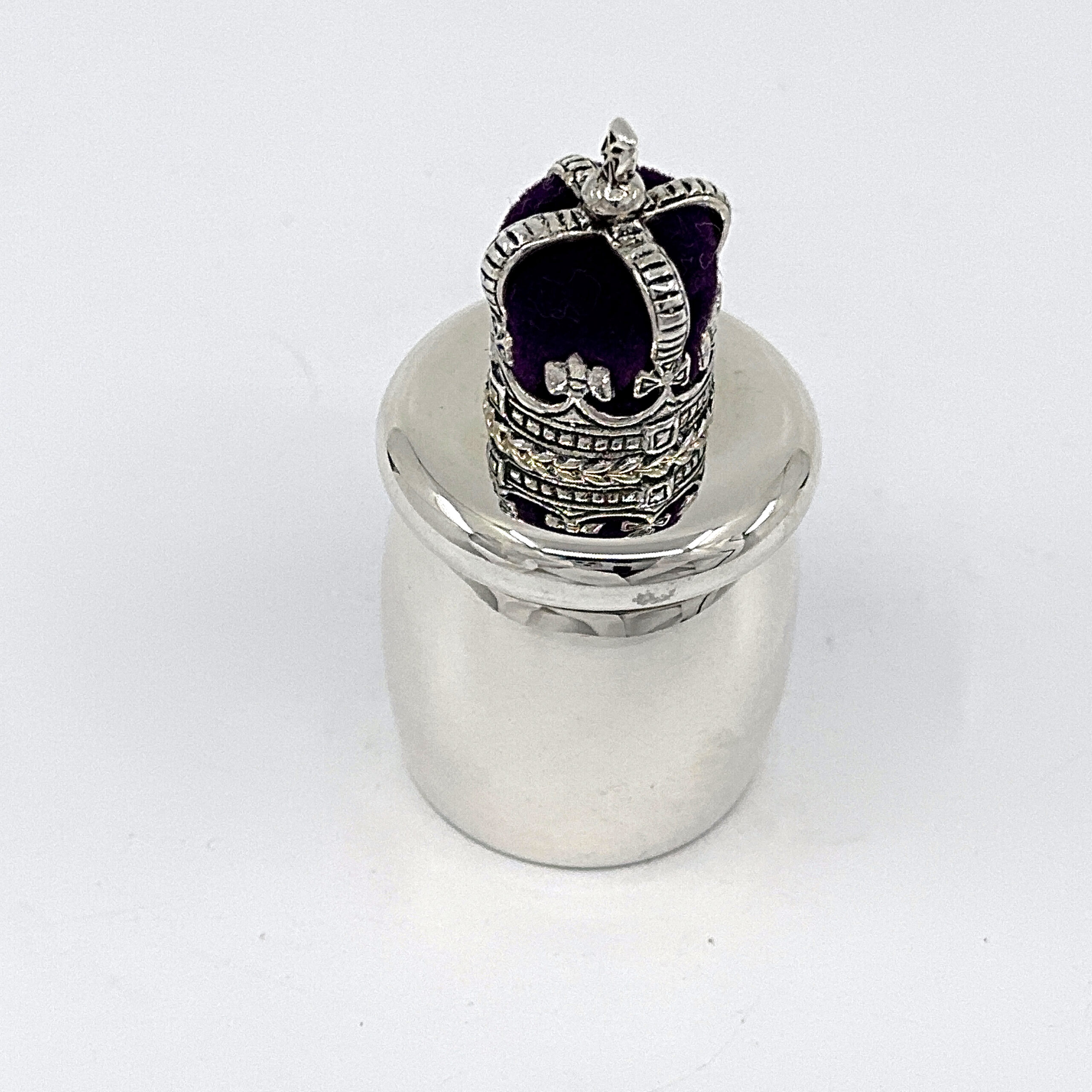 GT2293 (7) Crown Tooth Fairy Box With Velvet Cushion Detail Finished In 925 English Hallmarked Sterling Silver