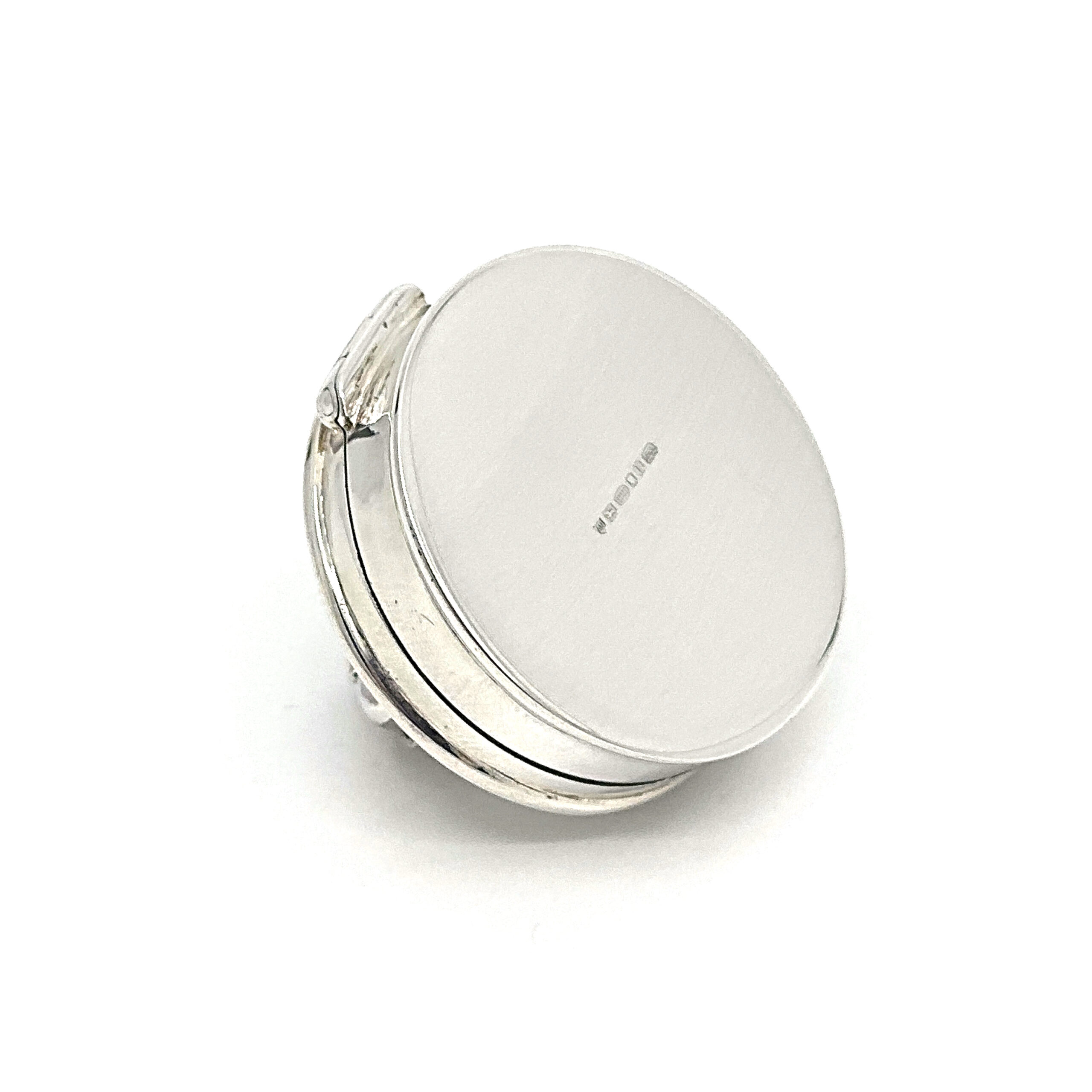 PB597 (9) Dancing Squirrel And Hippo Pill Box, Finished In 925 English Hallmarked Sterling Silver