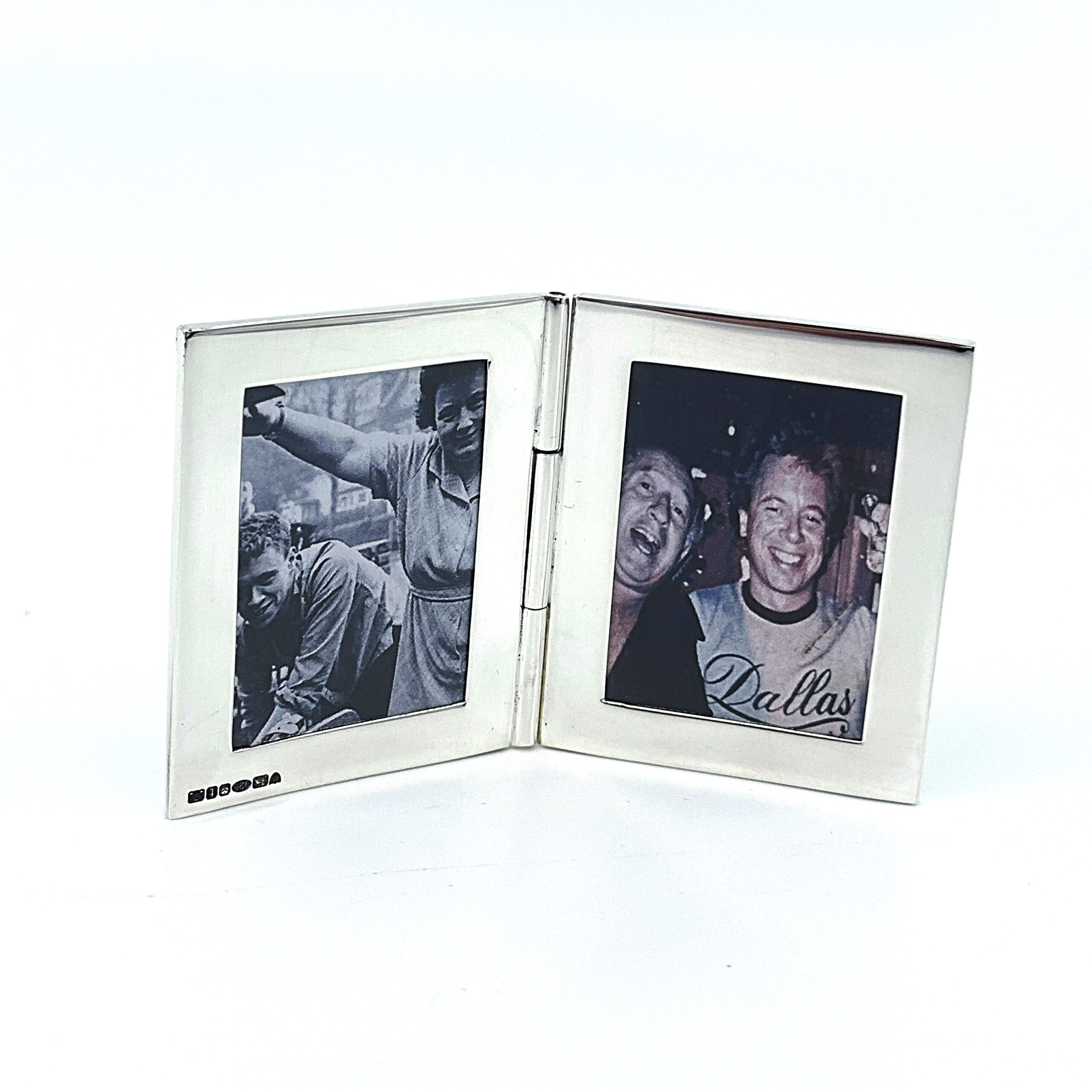 GT352 (2) Double Rectangular Folding Travel Photo Frame Finished In 925 English Hallmarked Sterling Silver