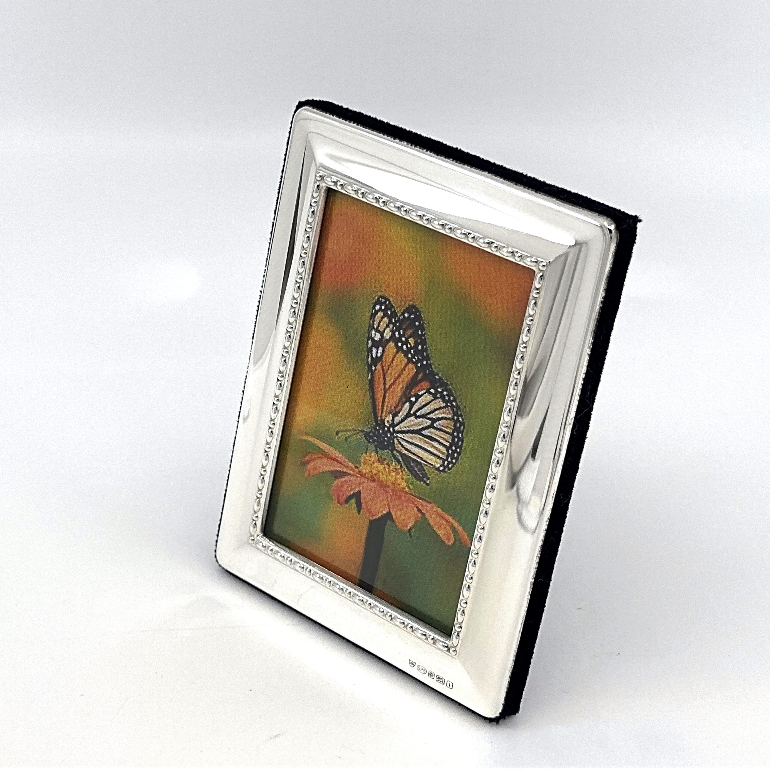 FR550 (1) Egg And Bead Photo Frame With Blue Velvet Back Finished In 925 English Hallmarked Sterling Silver