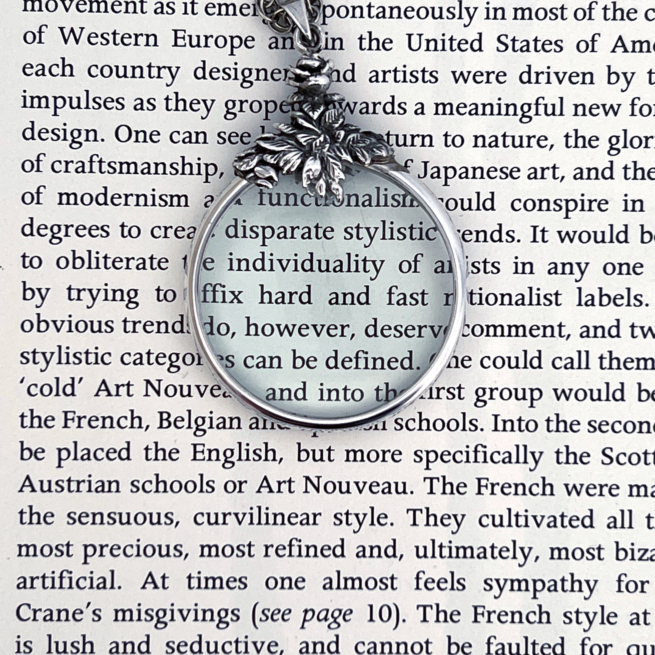 PT221 (7) Floral Magnifying Glass Pendant On Chain, Finished In 925 English Hallmarked Sterling Silver