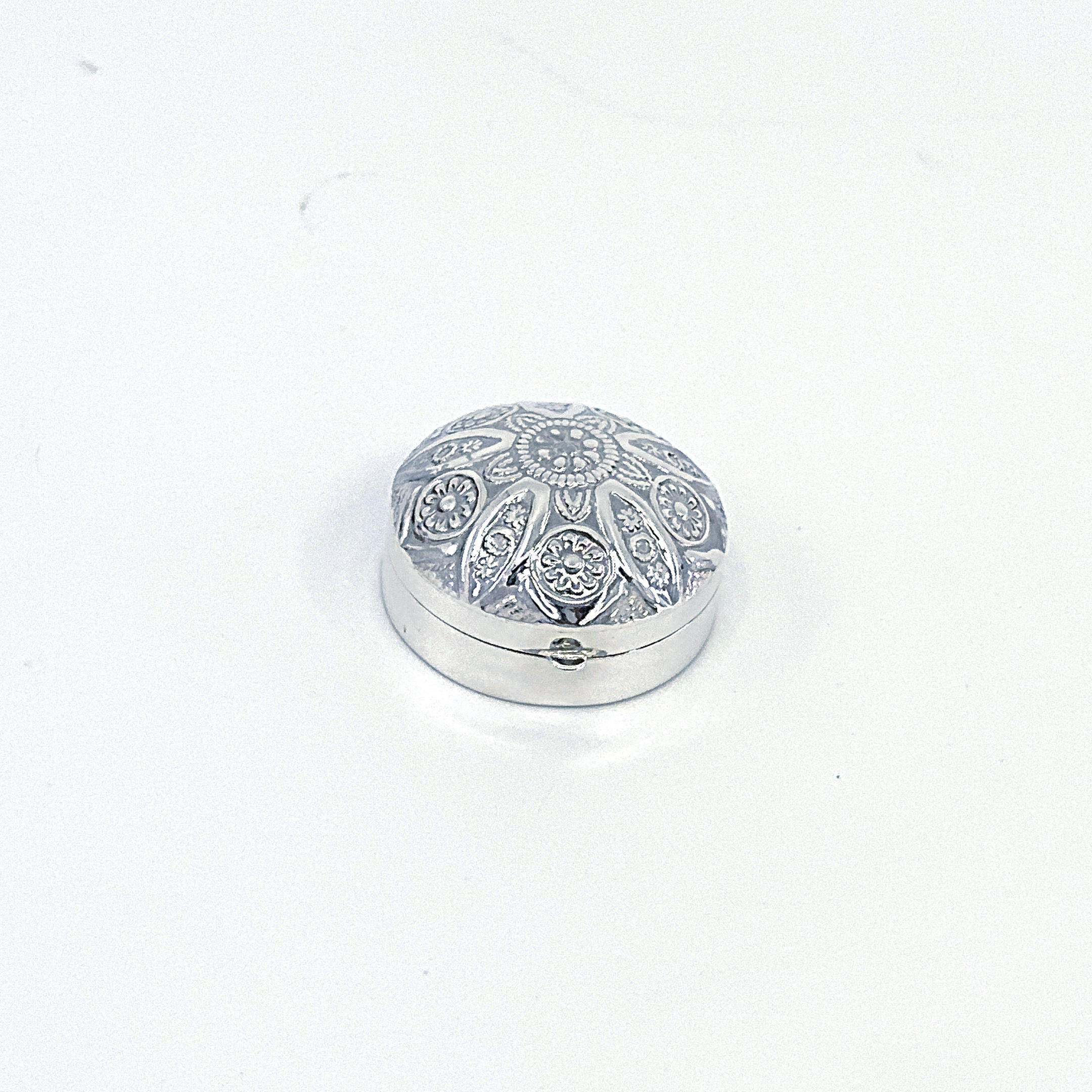 PB533 (4) Floral Round Domed Pill Box Victorian Style, finished in 925 English Hallmarked Sterling Silver