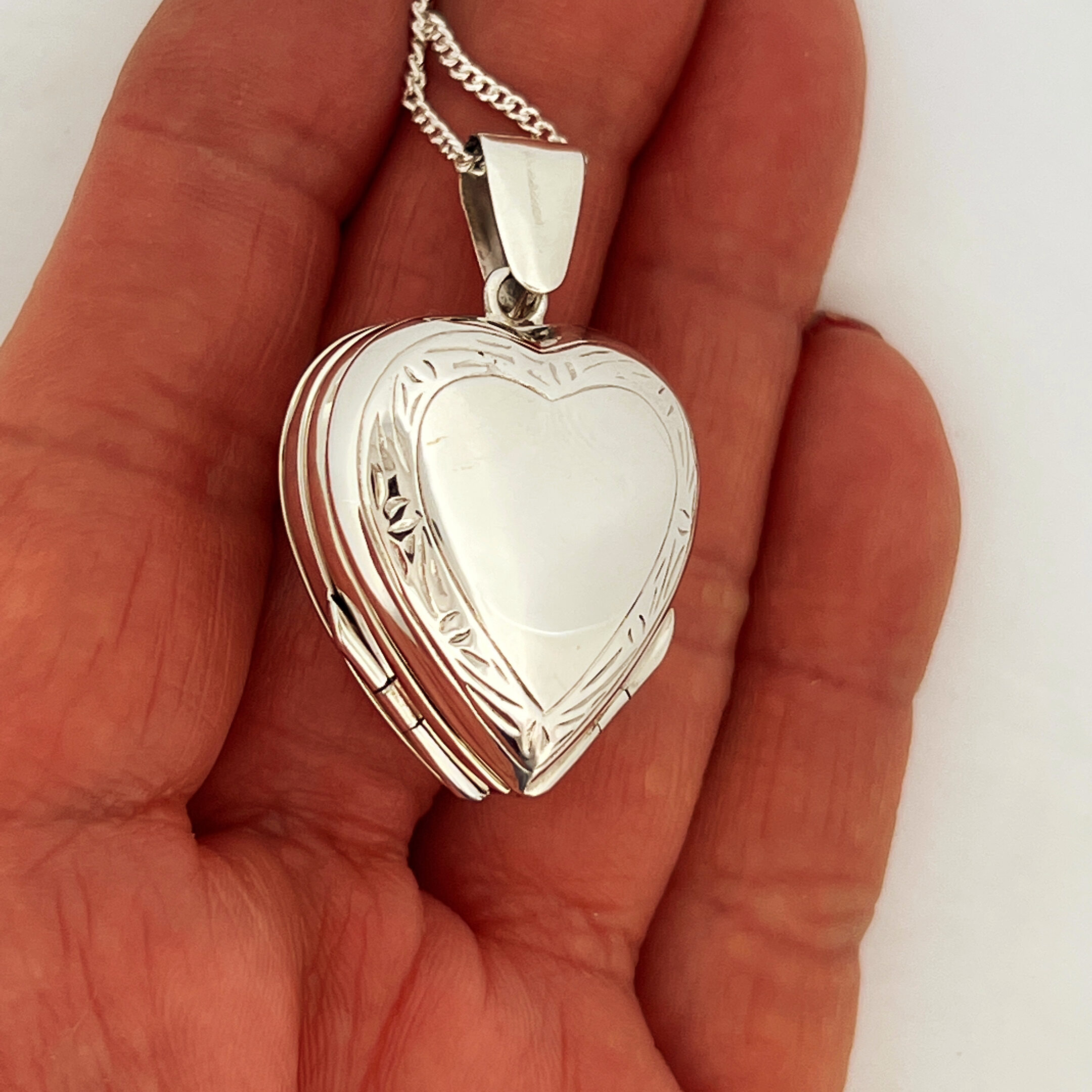 PT462 (6) Four Part Heart Family Locket In Victorian Style, Finished In 925 English Hallmarked Sterling Silver