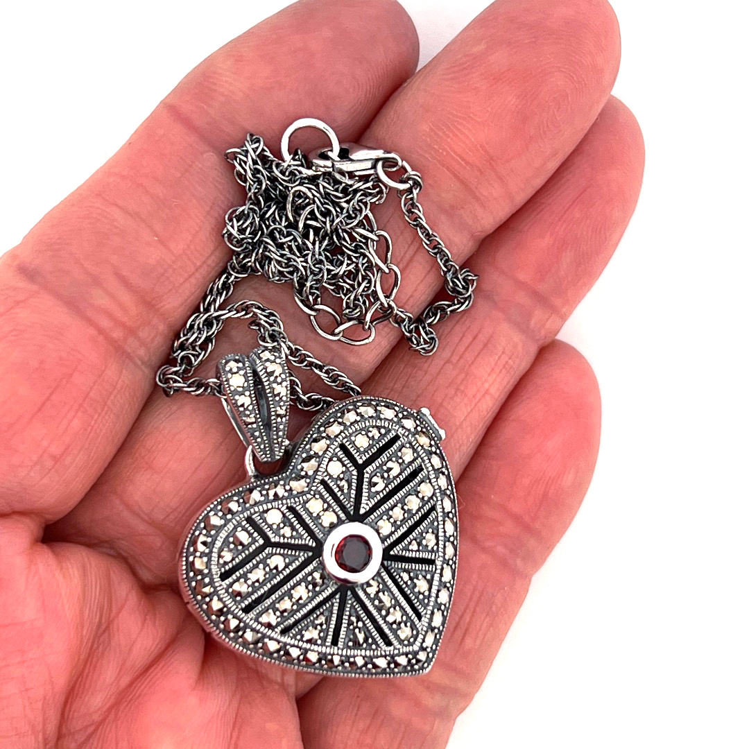 PT277 (7) Heart Locket Set With Garnet And Marcasite, Finished In 925 English Hallmarked Sterling Silver