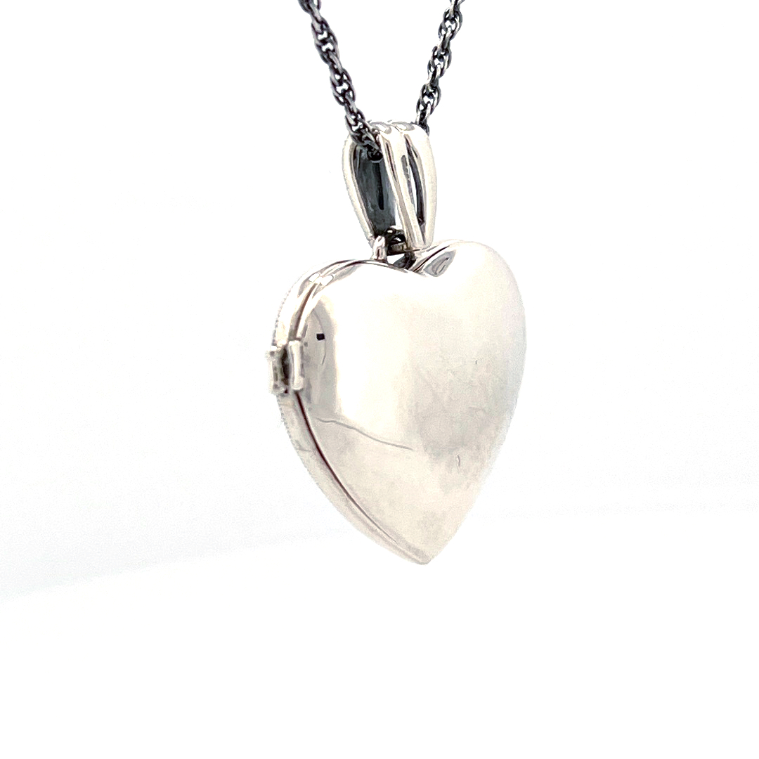 PT277 (9) Heart Locket Set With Garnet And Marcasite, Finished In 925 English Hallmarked Sterling Silver