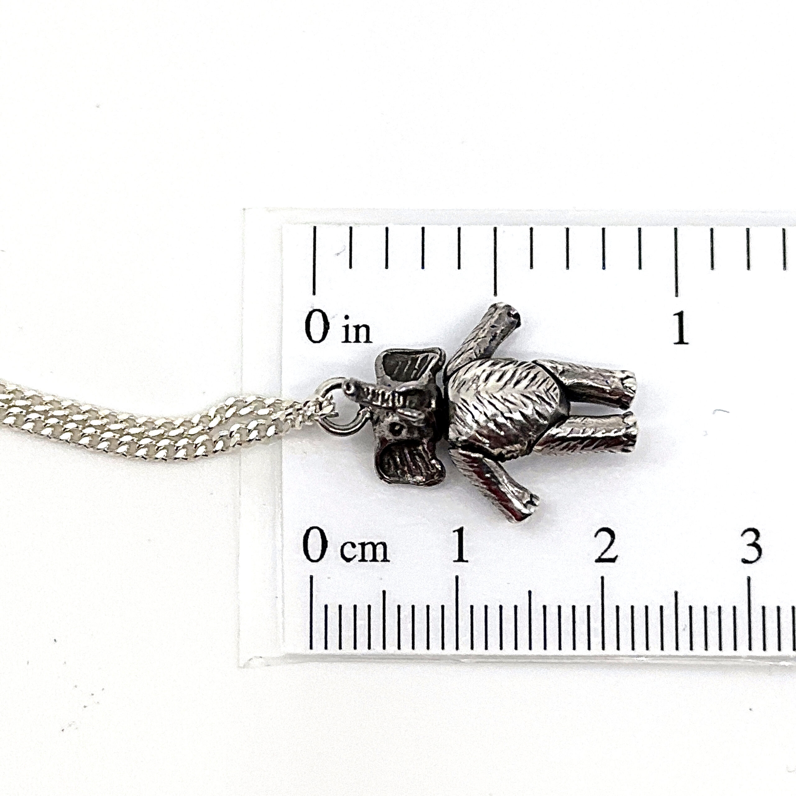 PT511 (8) Moving Elephant Pendant On Chain, Finished In 925 English Hallmarked Sterling Silver