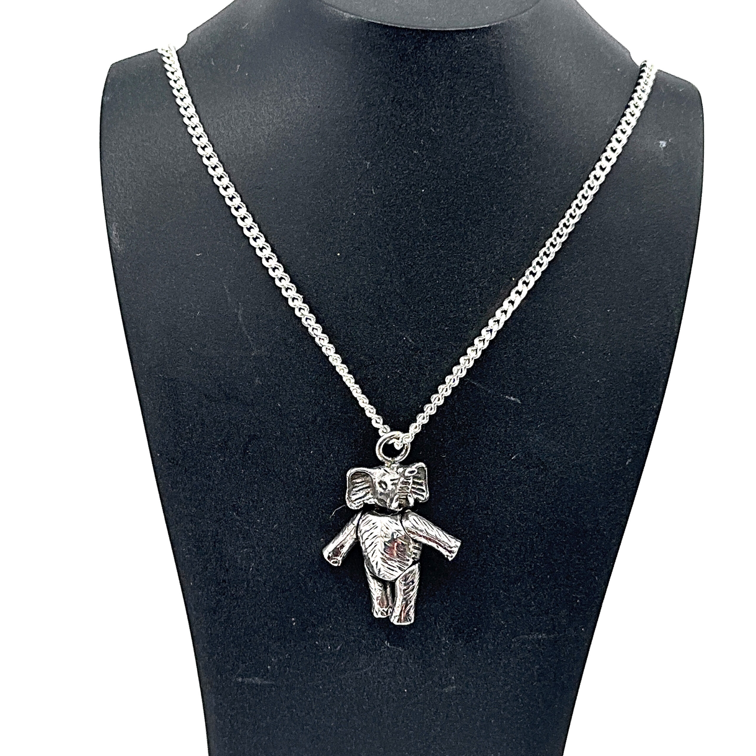 PT511 (2) Moving Elephant Pendant On Chain, Finished In 925 English Hallmarked Sterling Silver