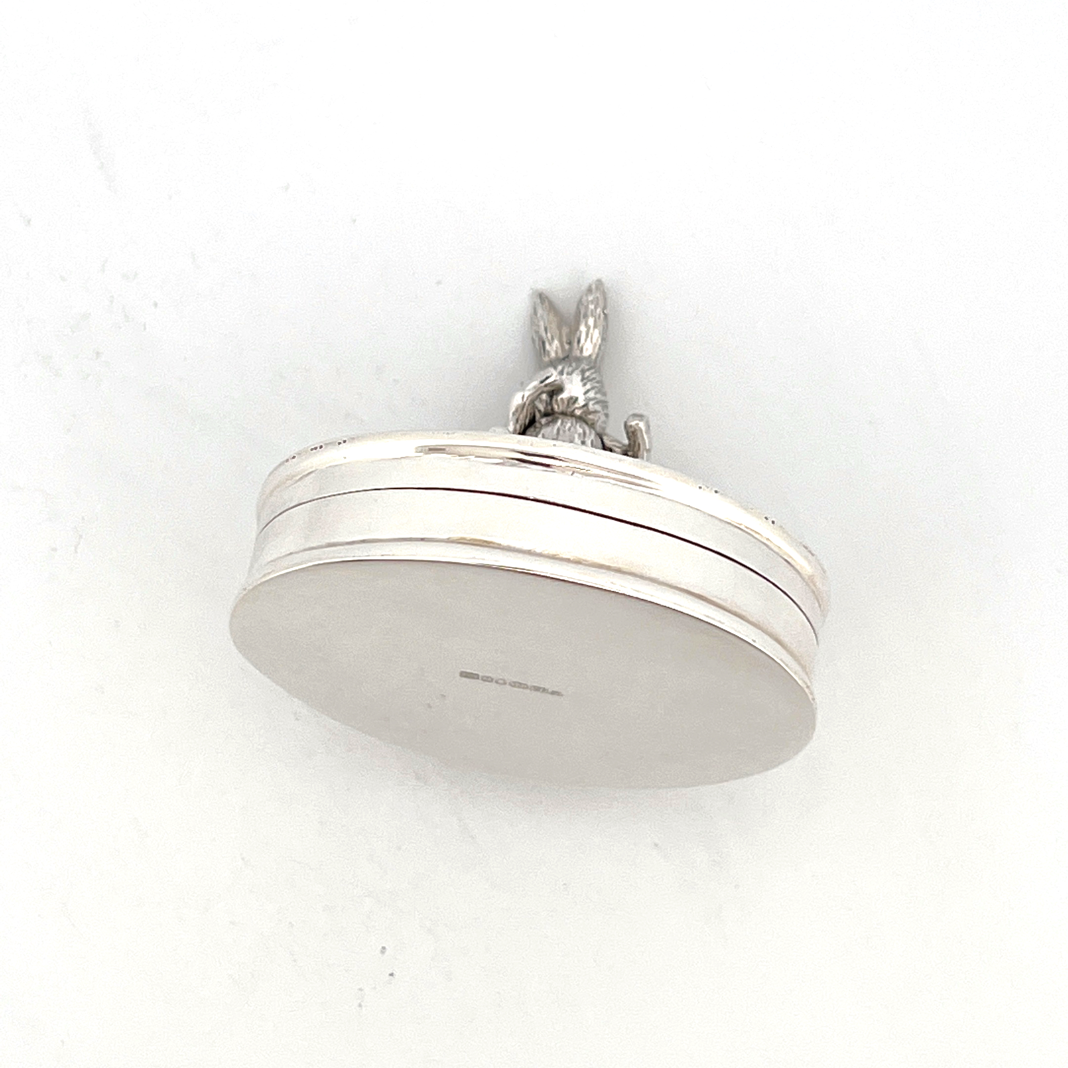PB521 (4) Moving Rabbit Pill Box, finished in 925 English Hallmarked Sterling Silver