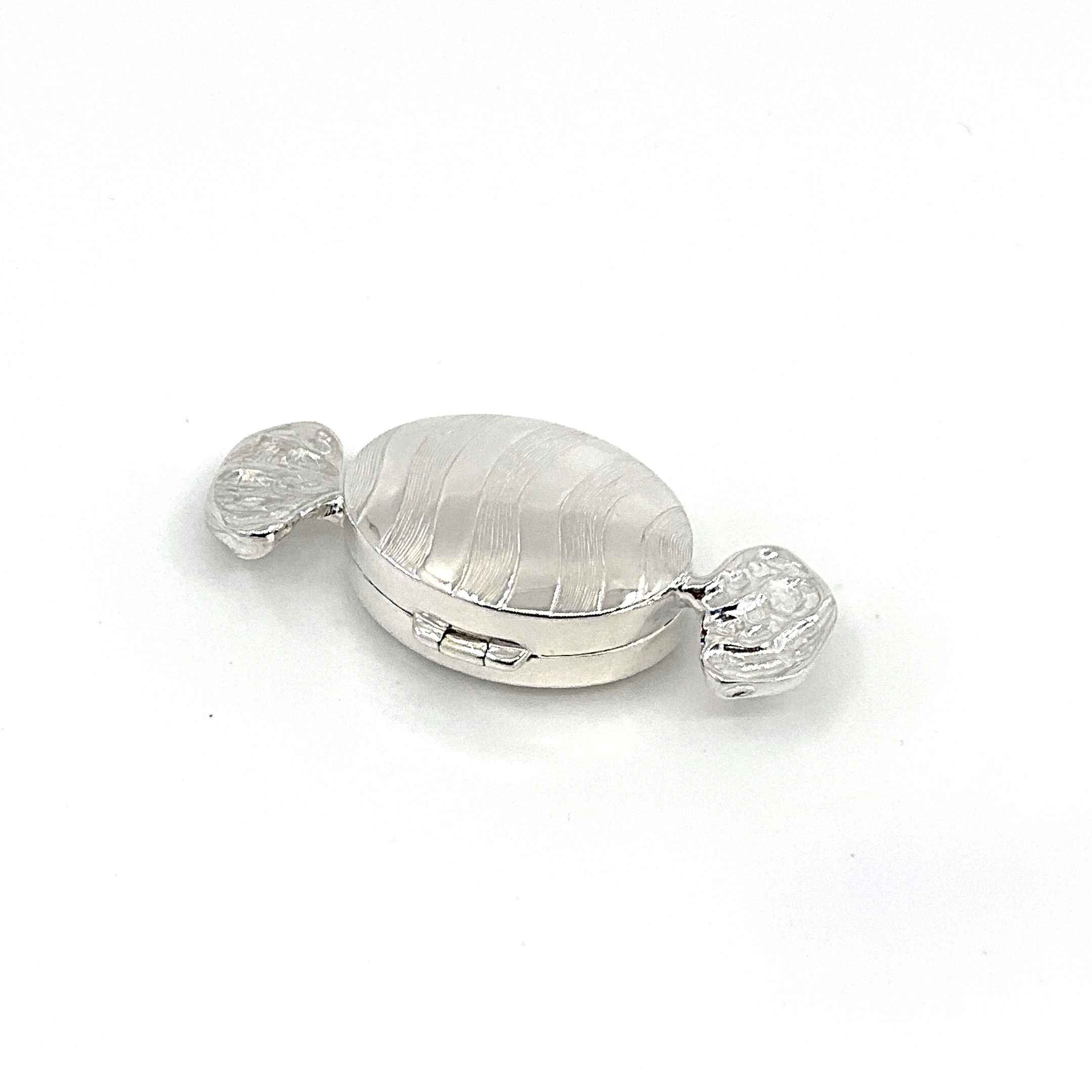 PB491 (4) Oval Sweetie Pill Box, finished in 925 English Hallmarked Sterling Silver