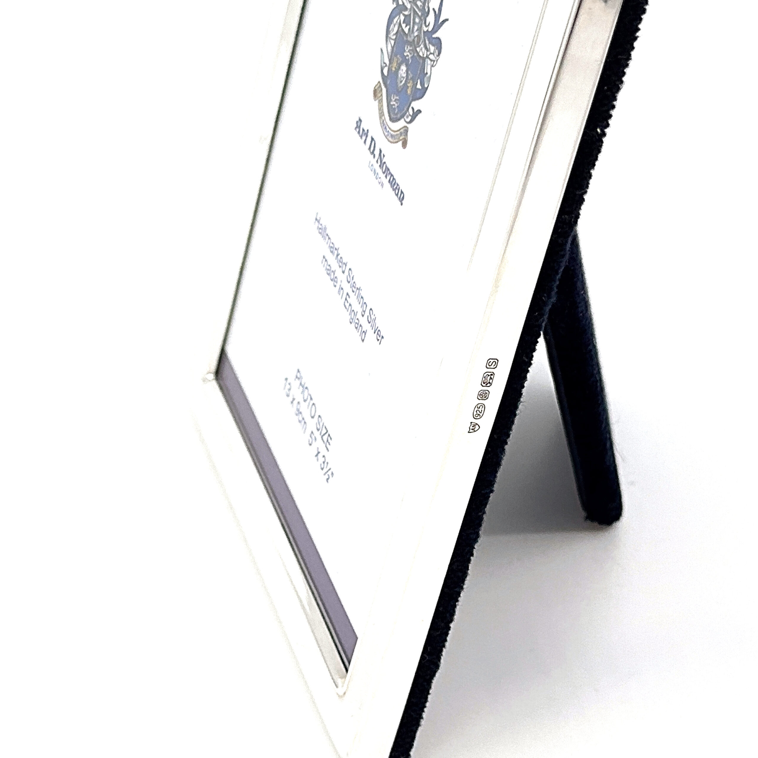 FR547 (8) Plain Photo Frame With Blue Velvet Back Finished In 925 English Hallmarked Sterling Silver