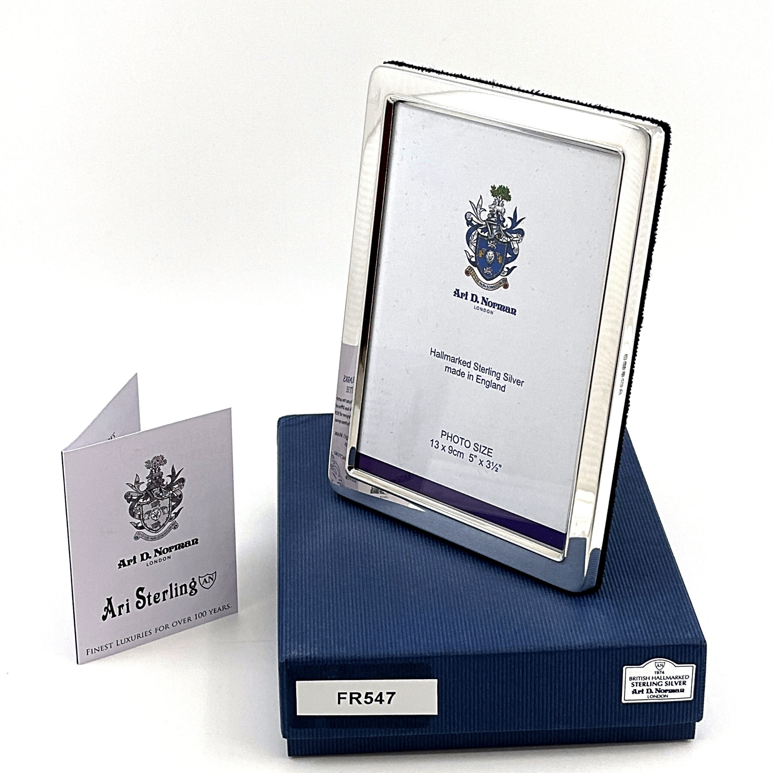 FR547 (6) Plain Photo Frame With Blue Velvet Back Finished In 925 English Hallmarked Sterling Silver