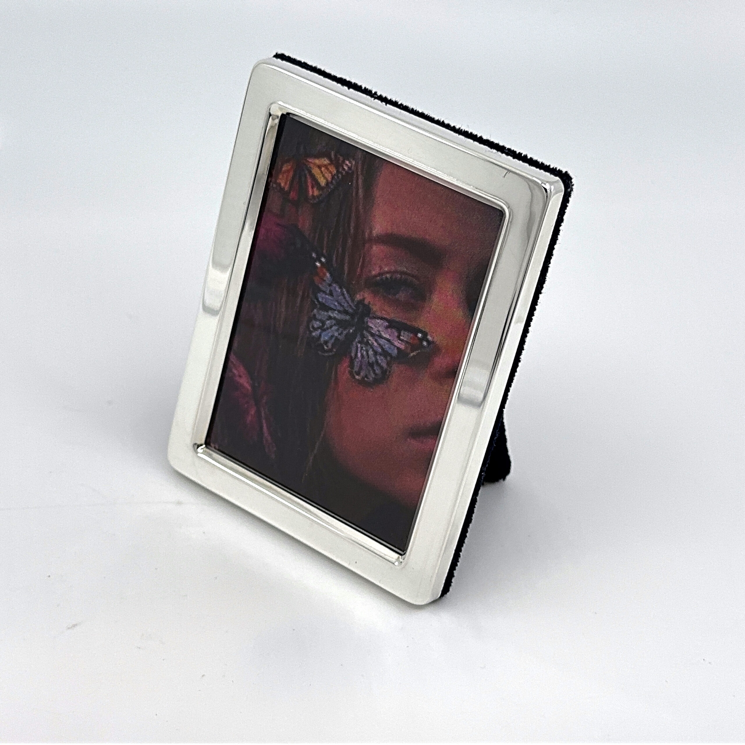 FR546 (1) Plain Photo Frame With Blue Velvet Back Finished In 925 English Hallmarked Sterling Silver