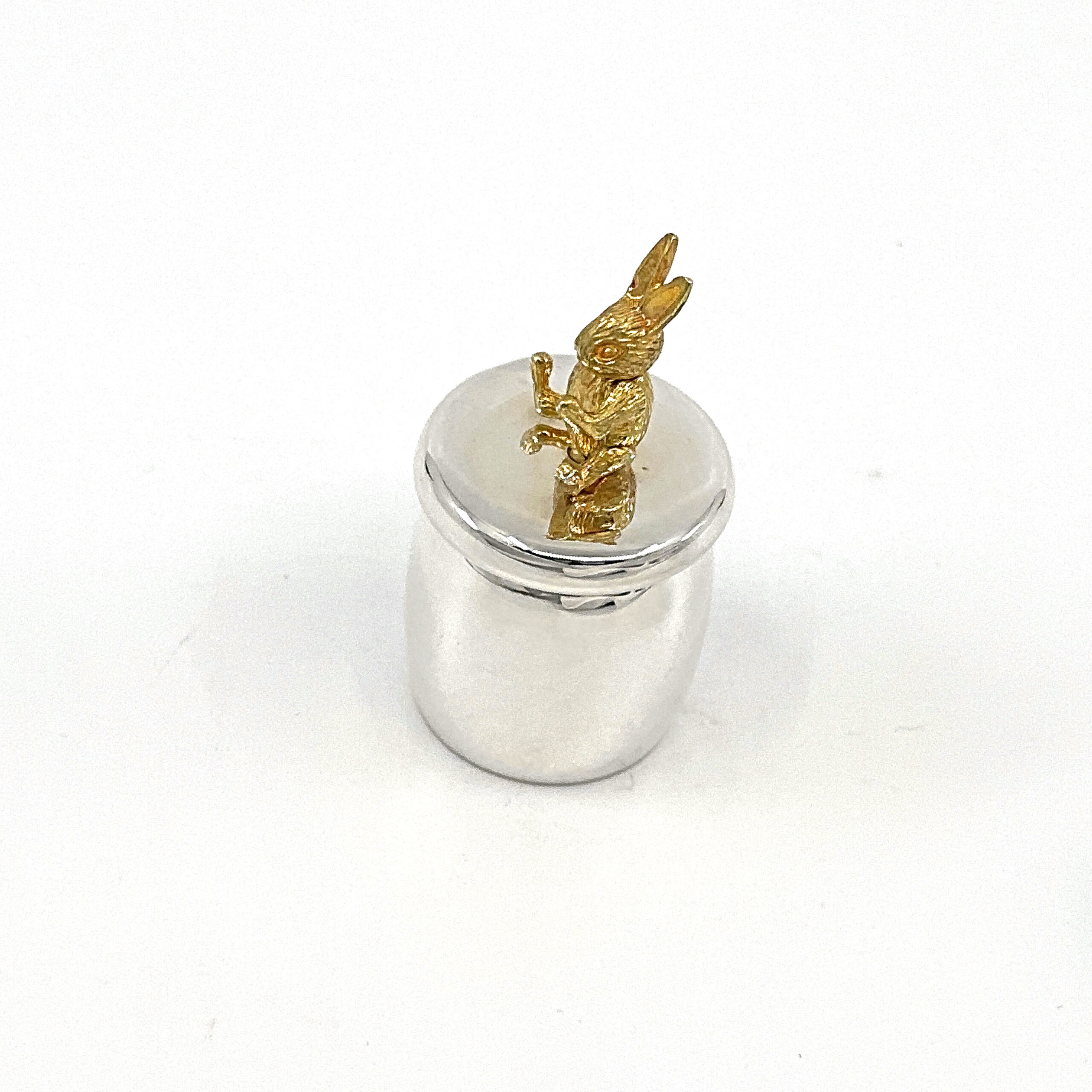 GT1086 (11) Rabbit Tooth Fairy Box Victorian Style With Moving Gold Plated Rabbit Finished In 925 English Hallmarked Sterling Silver