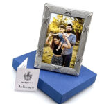 Ribbon And Reed Photo Frame With Mahogany Wooden Back Finished In 925 English Hallmarked Sterling Silver 7 Ribbon And Reed Photo Frame With Mahogany Wooden Back Finished In 925 English Hallmarked Sterling Silver