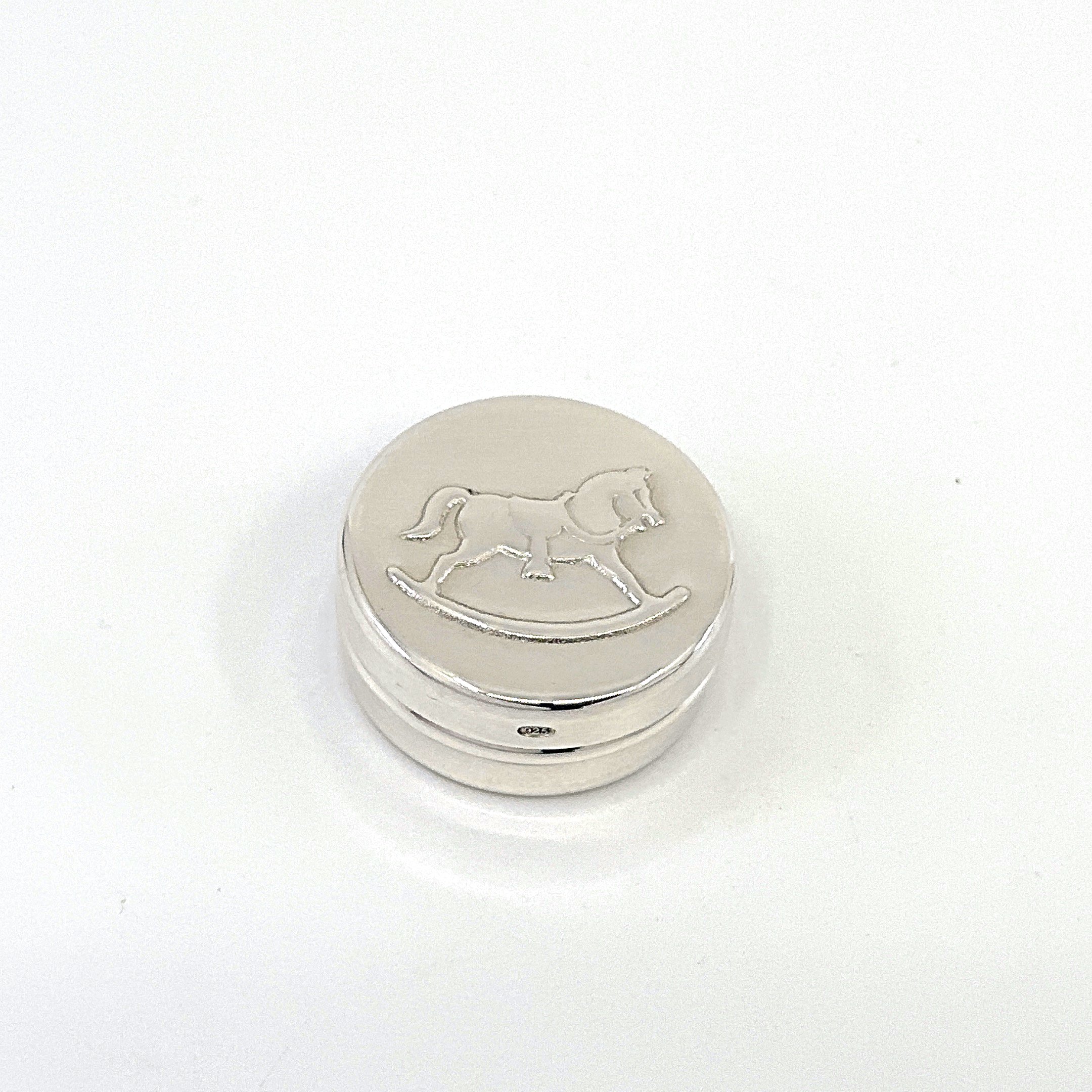 PB612 (8) Rocking Horse Motif Pill Box, Finished In 925 English Hallmarked Sterling Silver