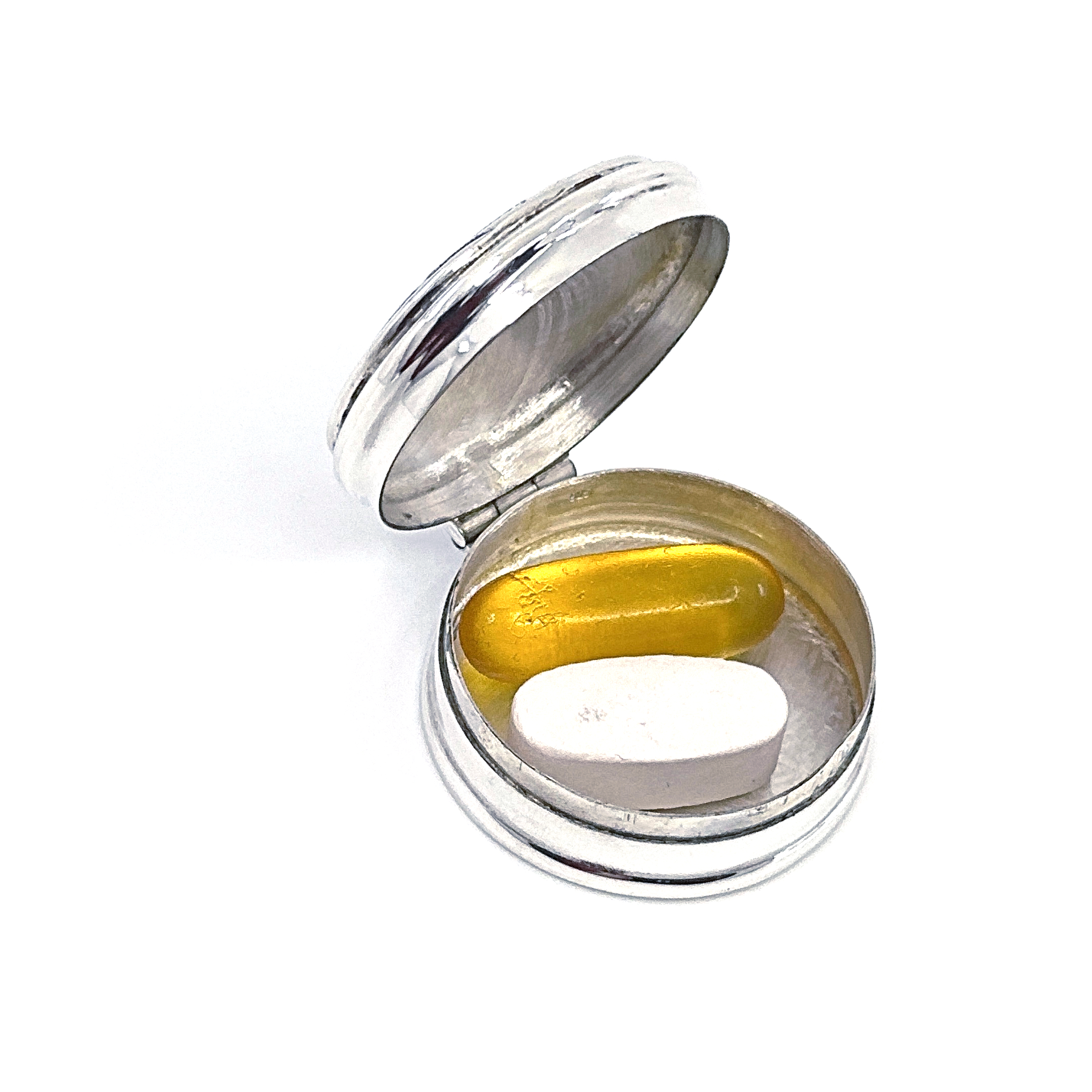 PB545 (7) Round Celtic Pattern Pill Box finished in 925 English Hallmarked Sterling Silver