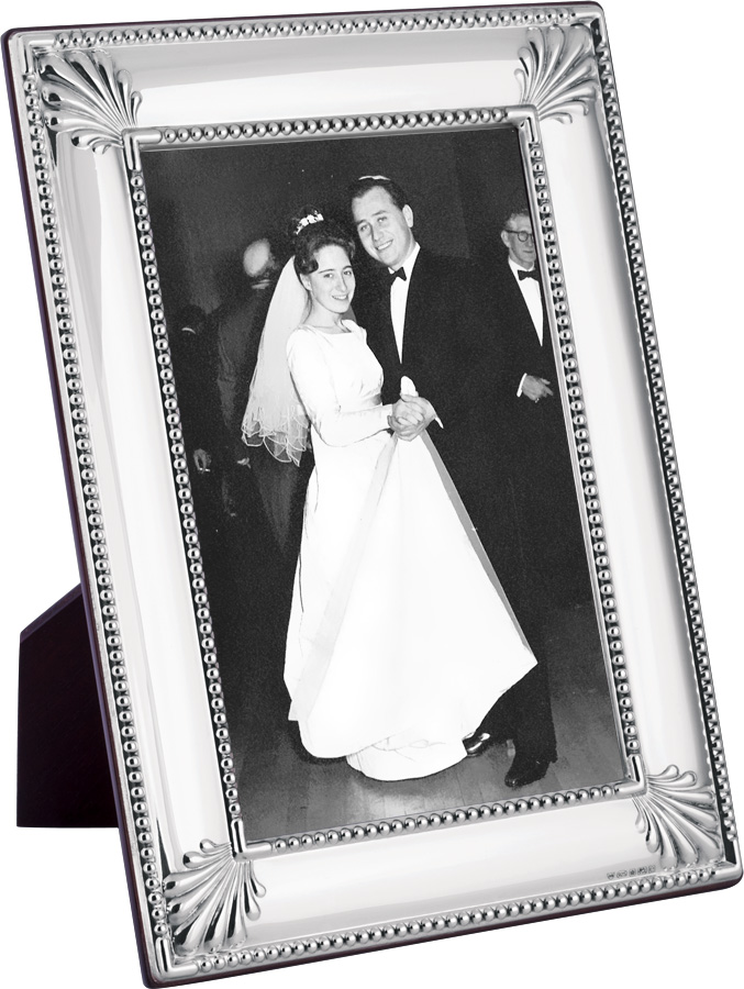 FR709-Sterling-Silver-9x6cm-Art-Deco-Style-Photo-Frame (1) Shell And Bead Photo Frame With Mahogany Wooden Back Finished In 925 English Hallmarked Sterling Silver