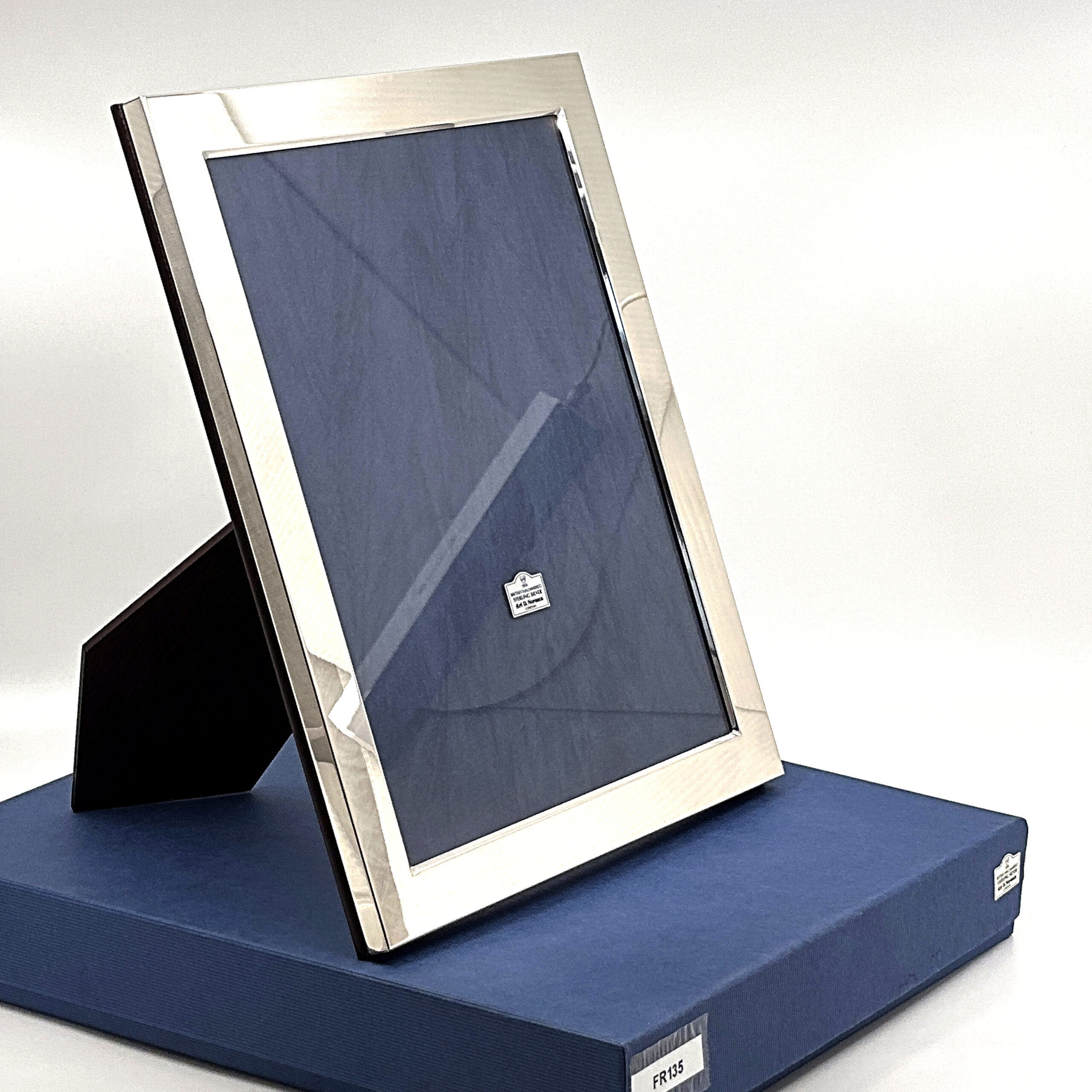 FR135 (10) Classic Photo Frame With Mahogany Wooden Back Finished In 925 English Hallmarked Sterling Silver