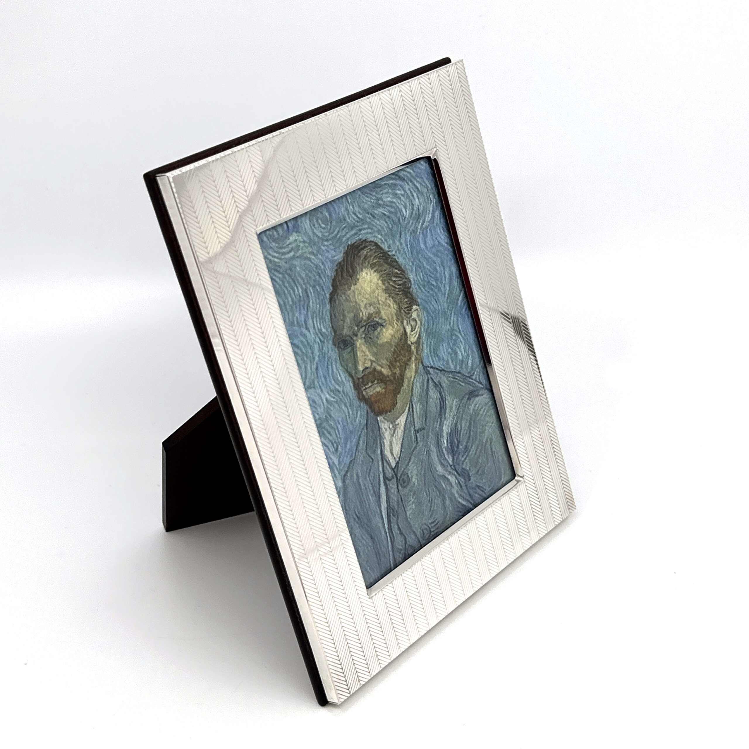 FR142 (5) Photo Frame With Engraved Herringbone Pattern And Mahogany Wooden Back Finished In 925 English Hallmarked Sterling Silver