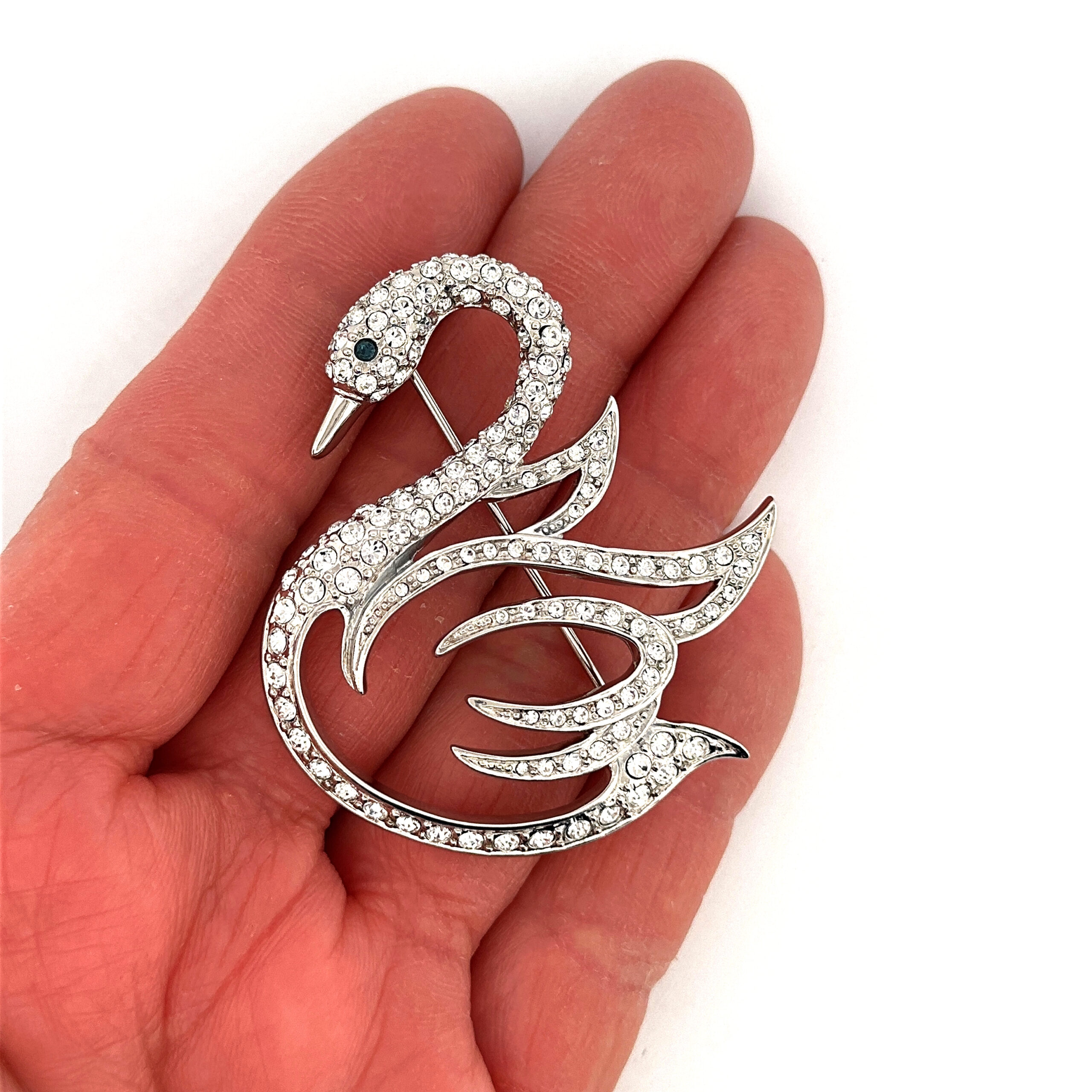 JB7 (14) Swan Pin Brooch With Sparkling Czech Crystals | Rhodium Plated