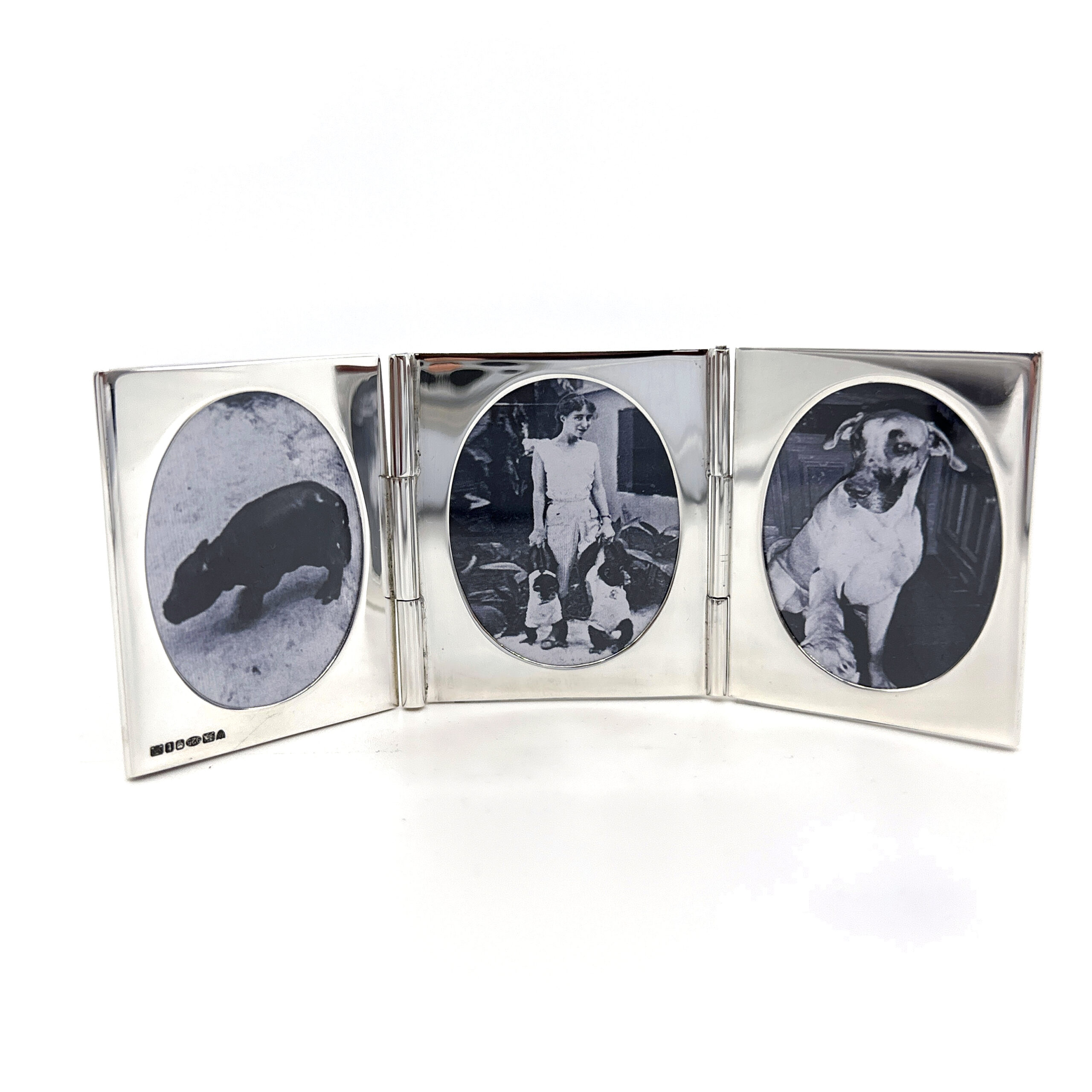 GT142 (13) Triple Oval Folding Travel Photo Frame Finished In 925 English Hallmarked Sterling Silver