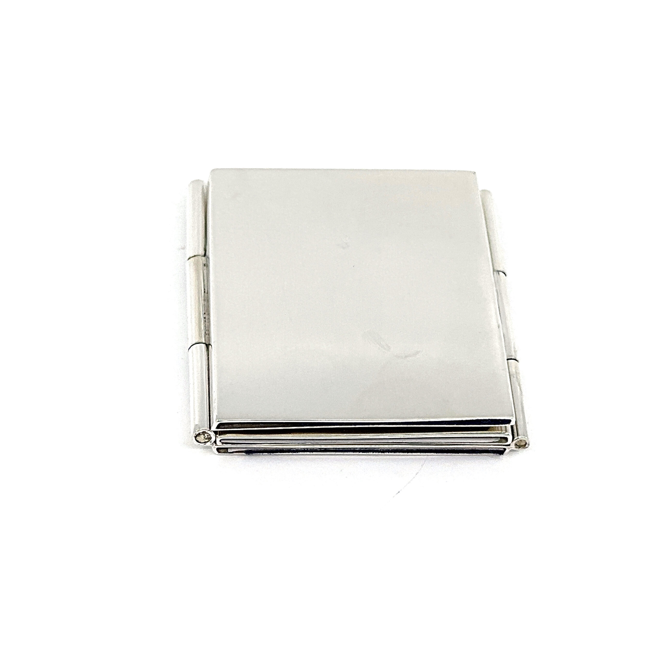 GT142 (8) Triple Oval Folding Travel Photo Frame Finished In 925 English Hallmarked Sterling Silver