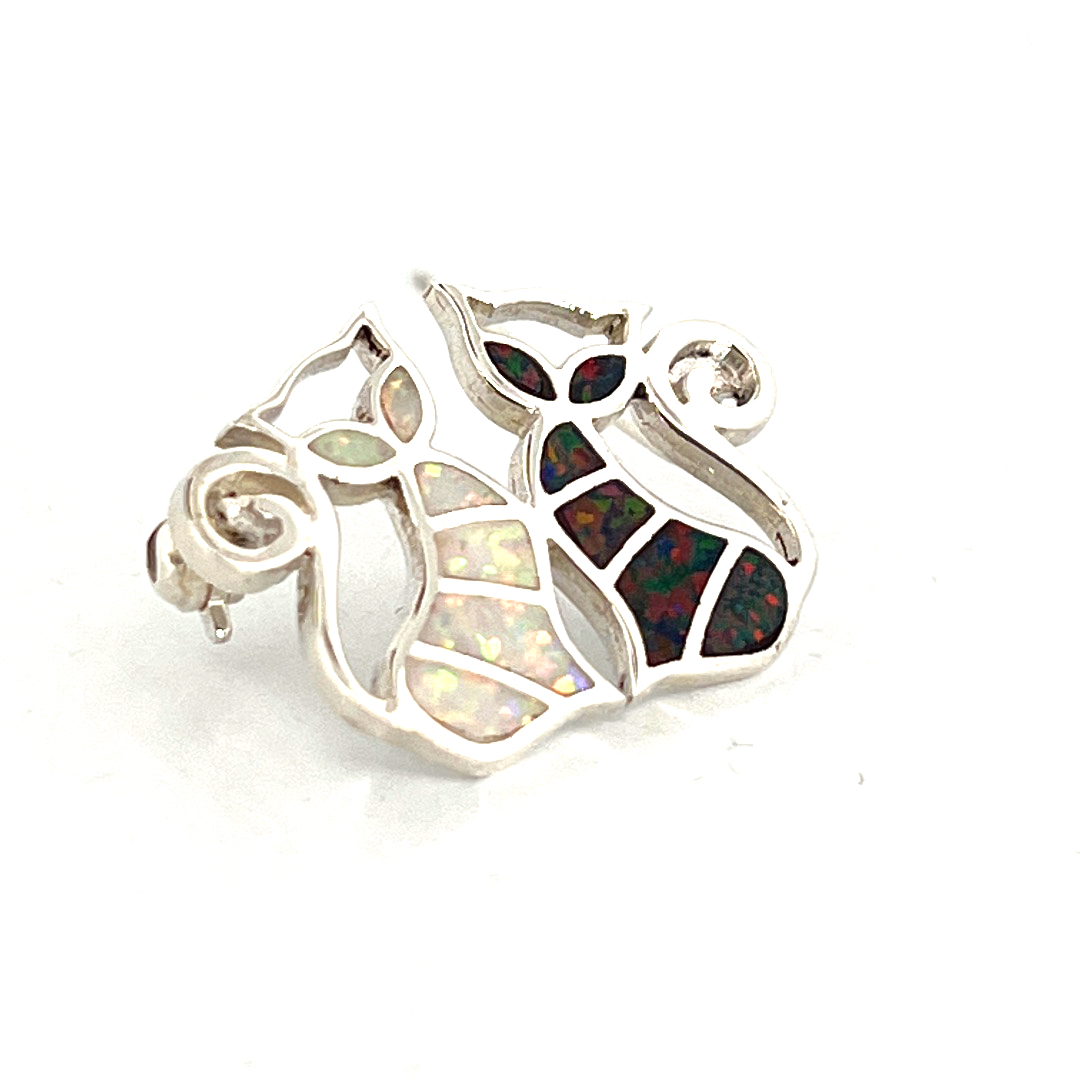 B661 (4) Cat Duo Brooch With Black And White Crushed Opal Resin, finished in 925 English Hallmarked Sterling Silver