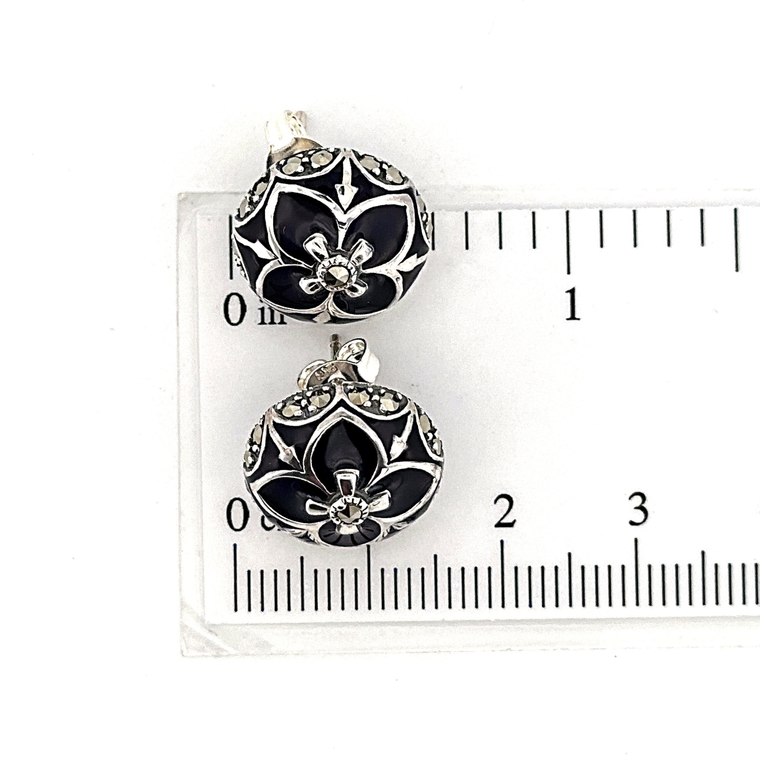 EA515 (7) Elizabethan Style Stud Earrings With Blue Enamel And Marcasite Detail Finished In 925 English Hallmarked Sterling Silver