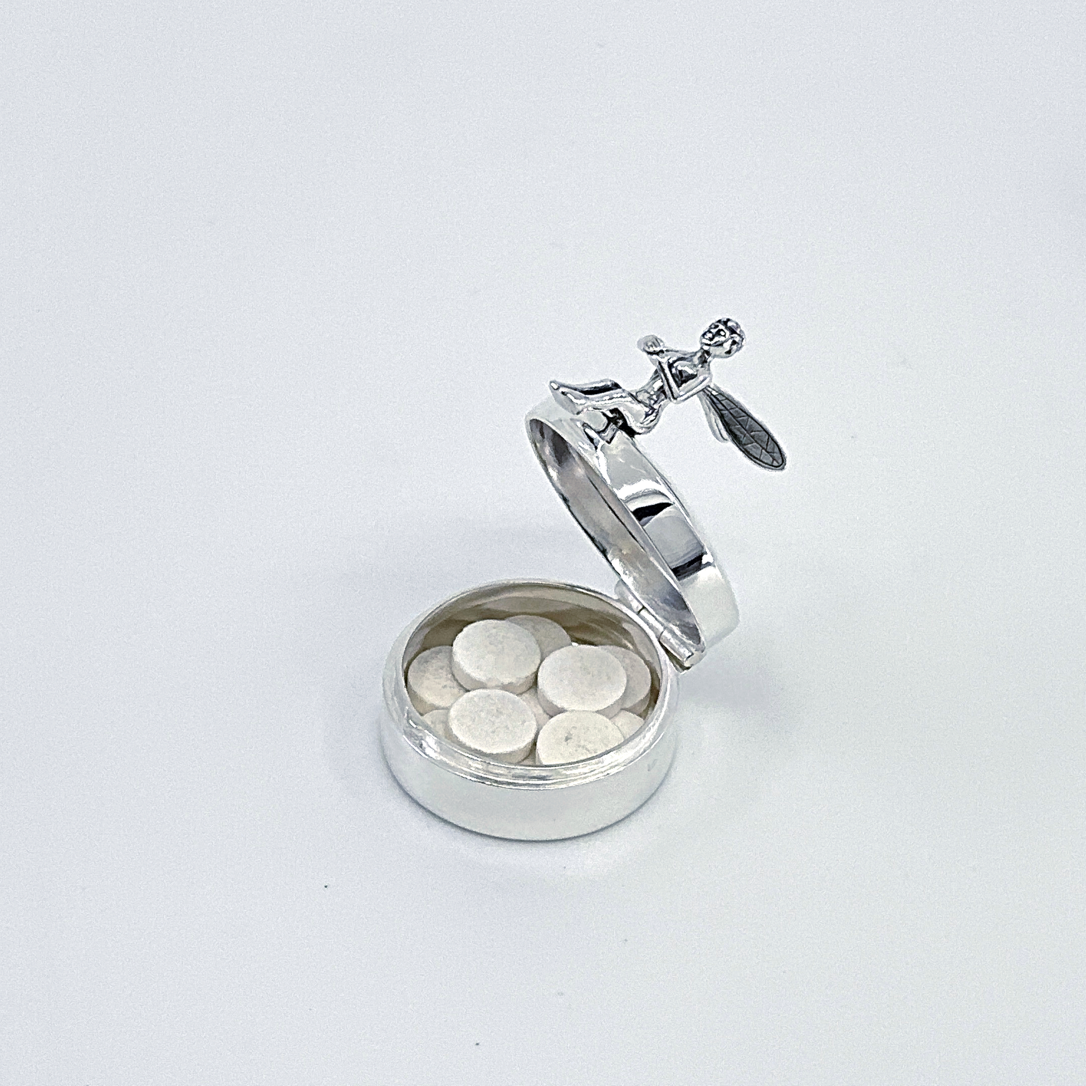 PB605 (7) Fairy on Round Pill Box, finished in 925 English Hallmarked Sterling Silver