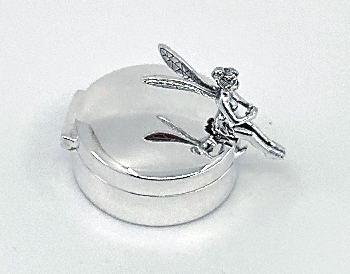 PB605 (1) Fairy on Round Pill Box, finished in 925 English Hallmarked Sterling Silver