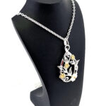 Floral Necklace With Gold Plating And Mother Of Pearl | 925 Sterling Silver