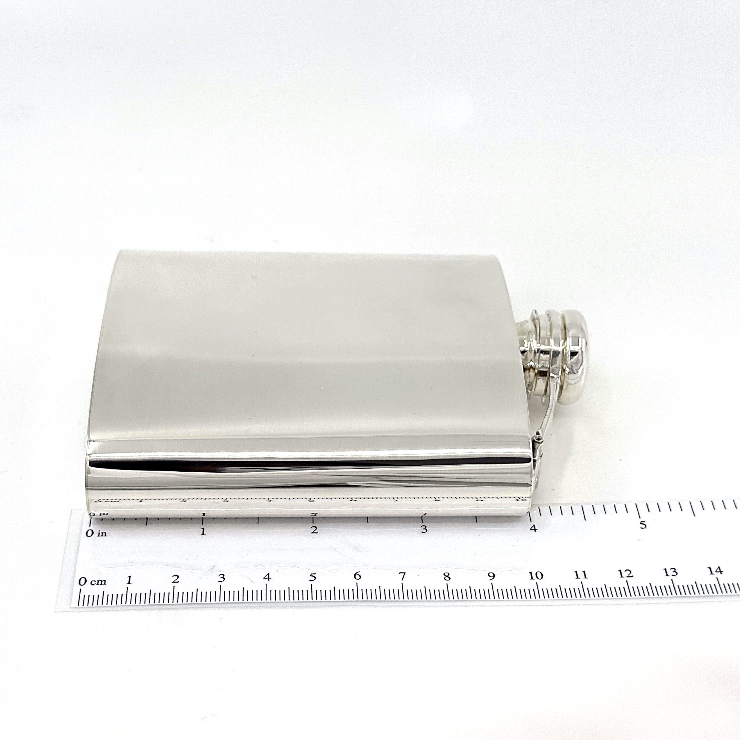 GT921 (4) Plain Rectangular Hip Flask Finished In 925 English Hallmarked Sterling Silver