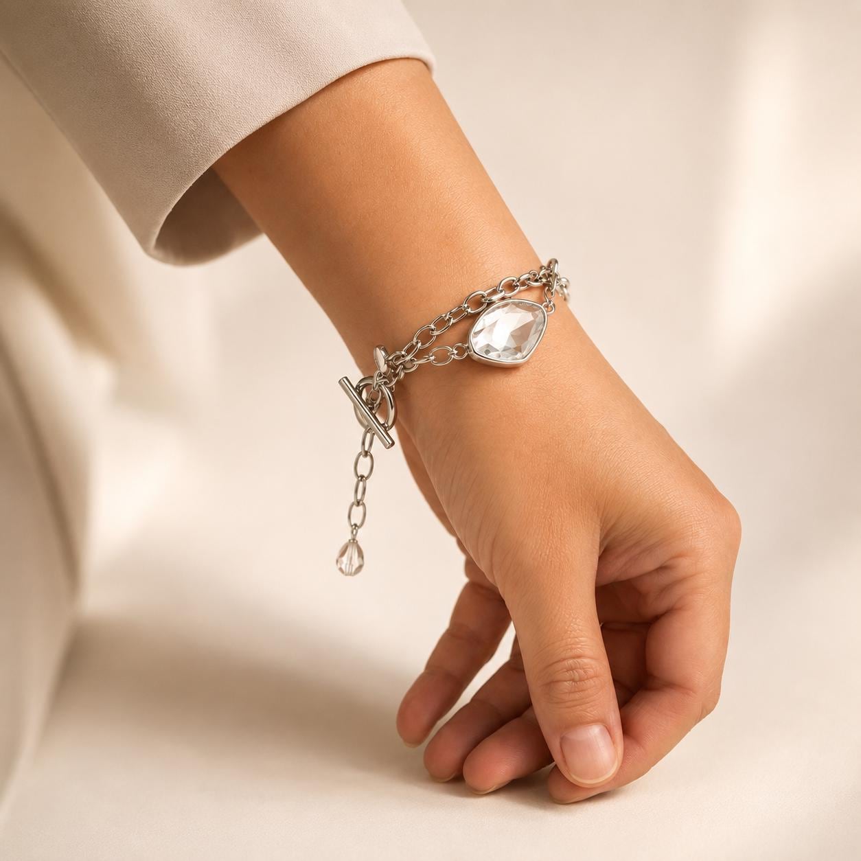 il-fullxfull.8066655769-6ahj-il-fullxfull.8066655769-6ahj.jpg Swarovski Crystal Geometric Silver-Tone Toggle Bracelet